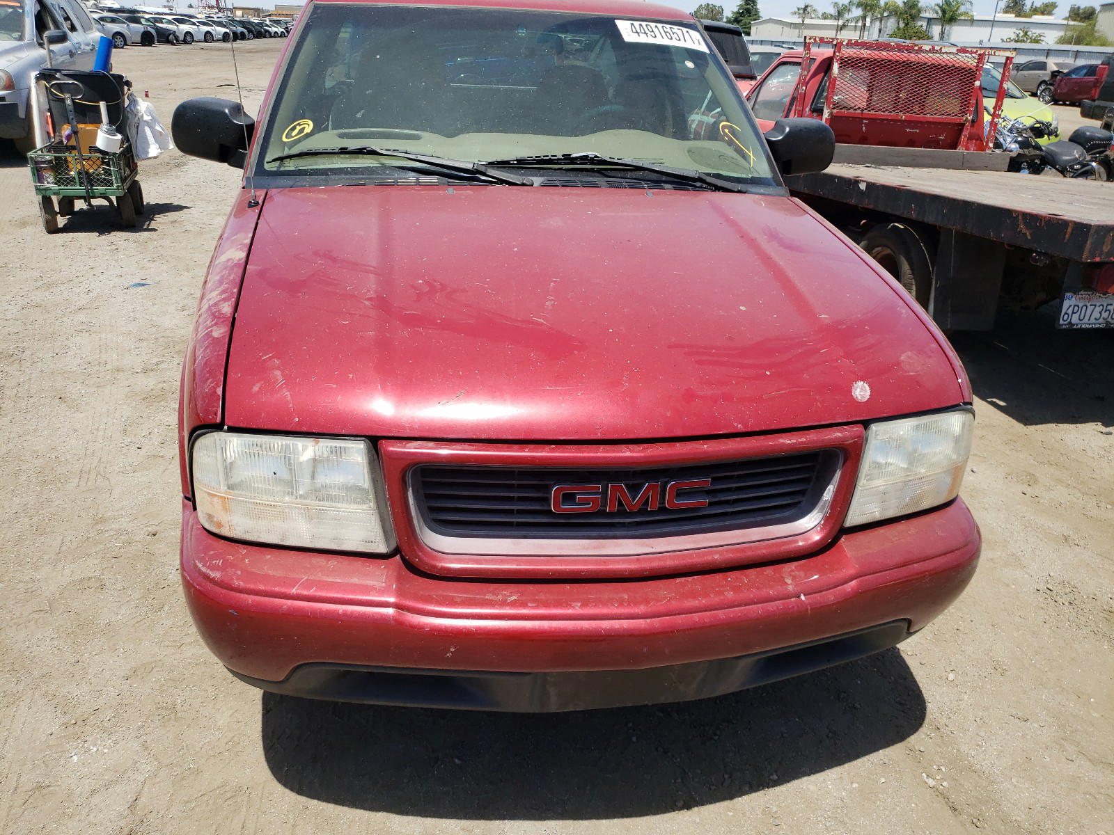 Photo 9 from auction – 2000 GMC SONOMA with VIN 1GTCS19W6Y8166864