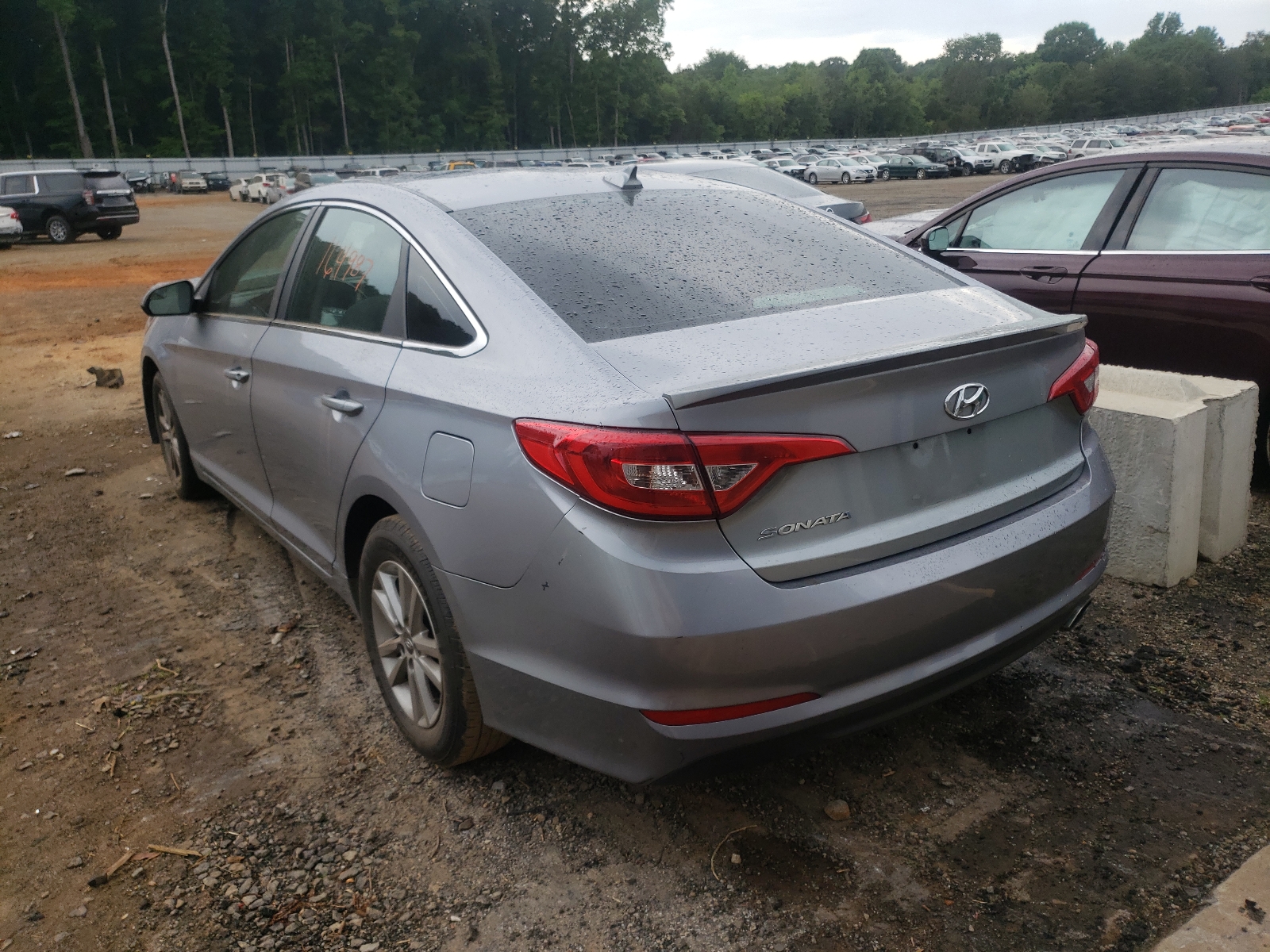 Photo 3 from auction – 2015 HYUNDAI SONATA SE with VIN 5NPE24AF6FH130645