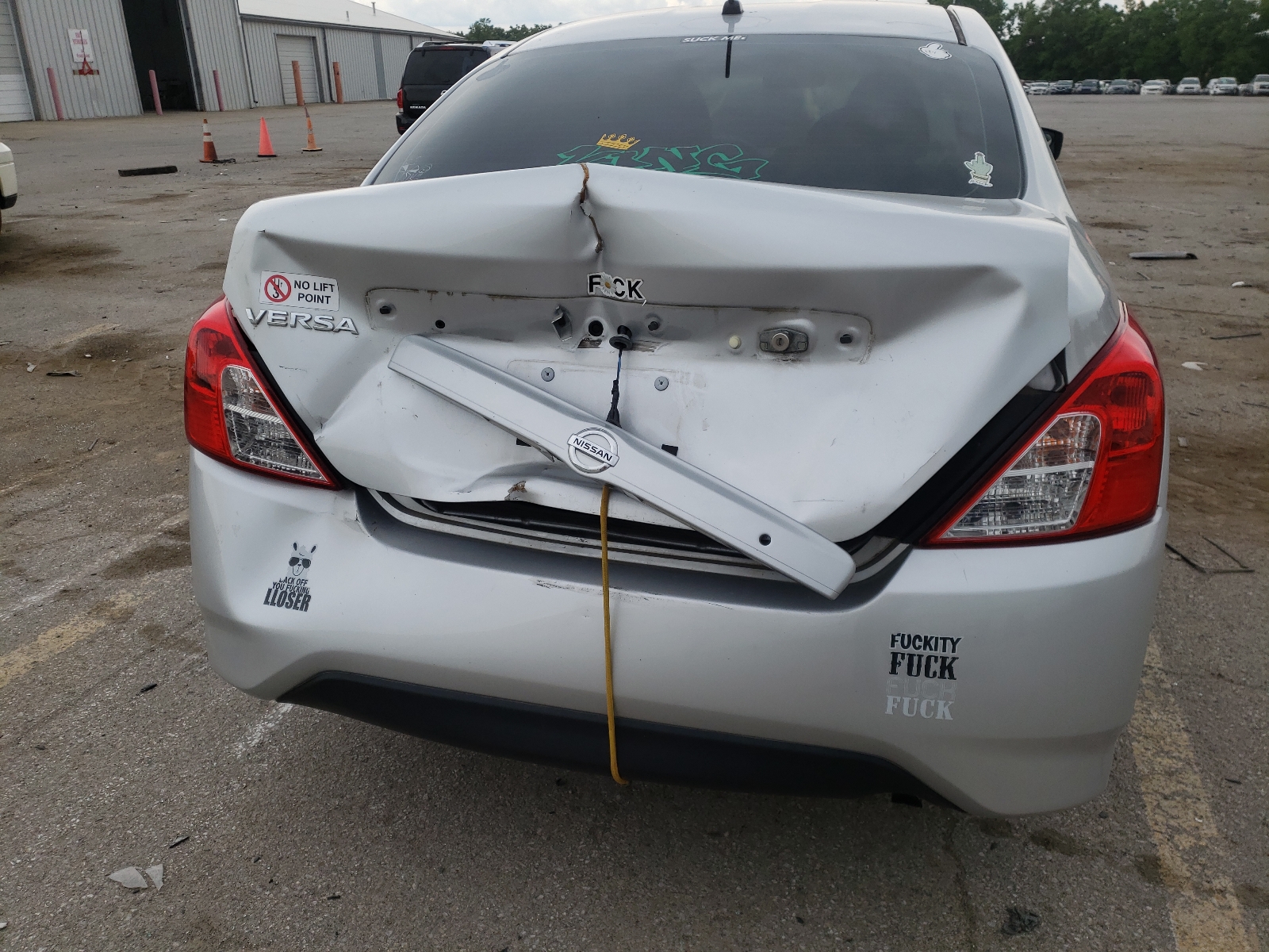 Photo 9 from auction – 2018 NISSAN VERSA S with VIN 3N1CN7AP0JL822114