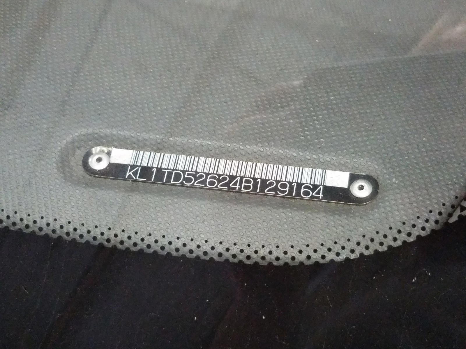 Photo 10 from auction – 2004 CHEVROLET AVEO with VIN KL1TD52624B129164