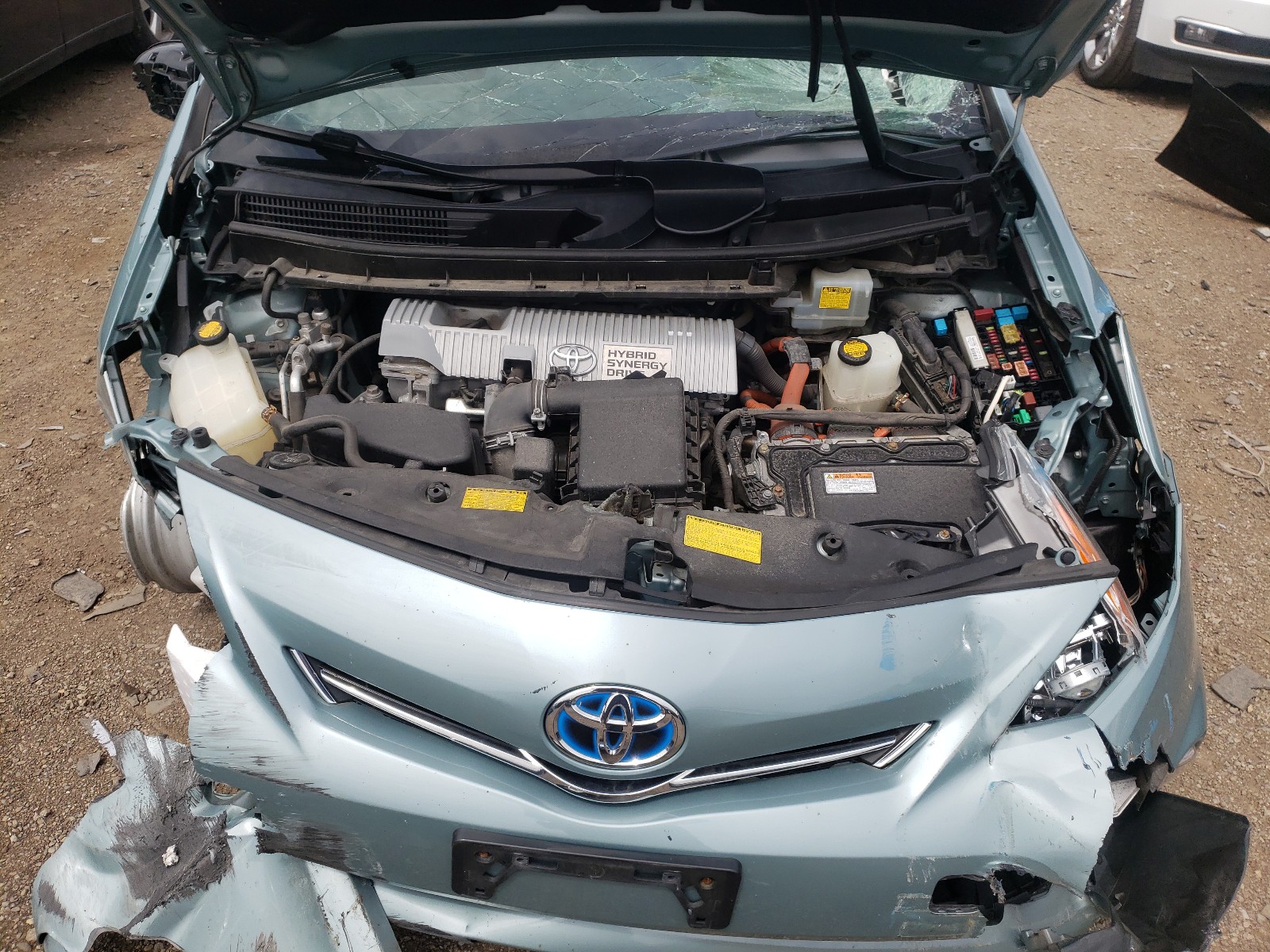Photo 7 from auction – 2014 TOYOTA PRIUS V with VIN JTDZN3EU9E3319733