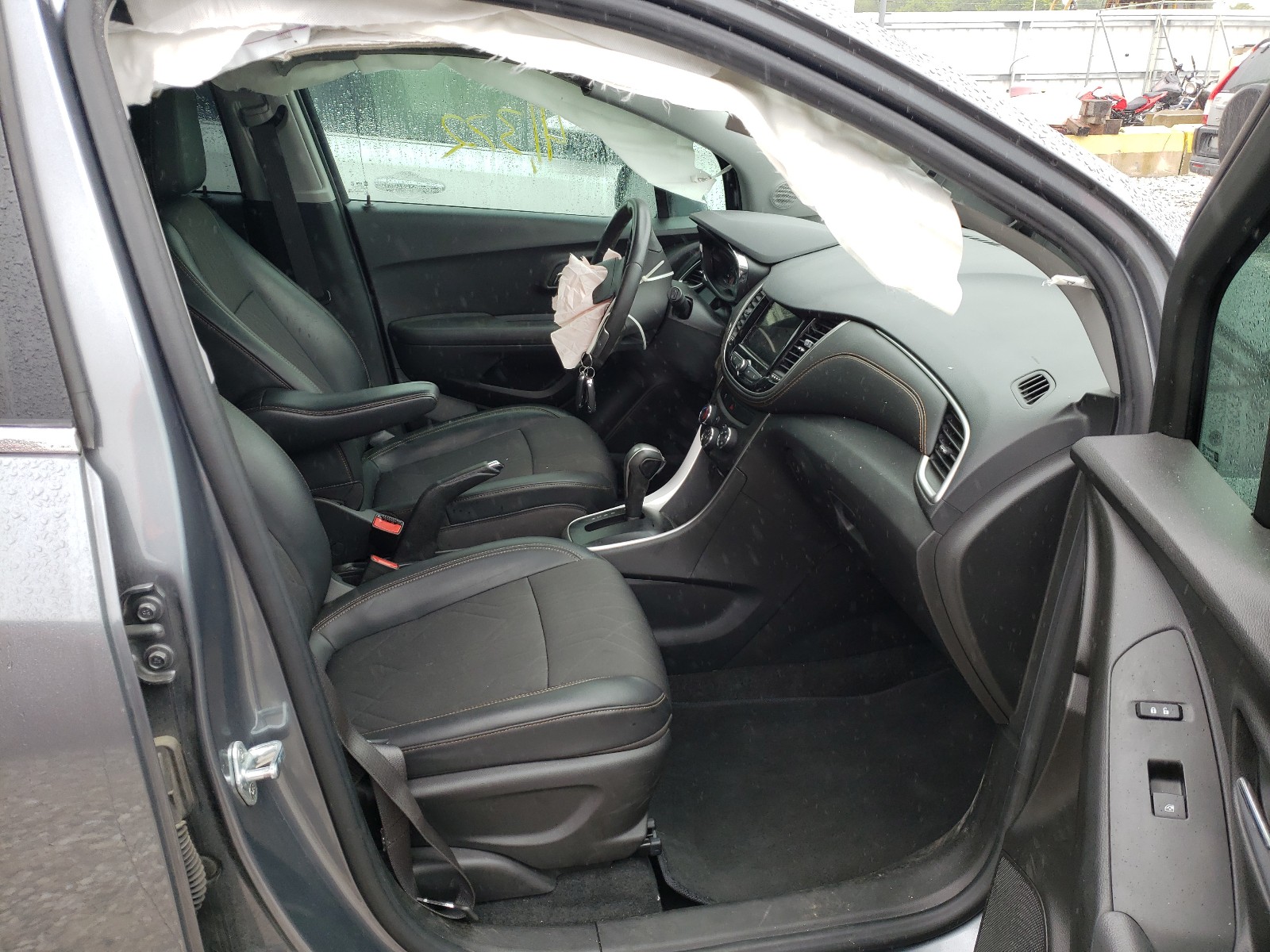 Photo 5 from auction – 2019 CHEVROLET TRAX 1LT with VIN KL7CJLSB5KB921791