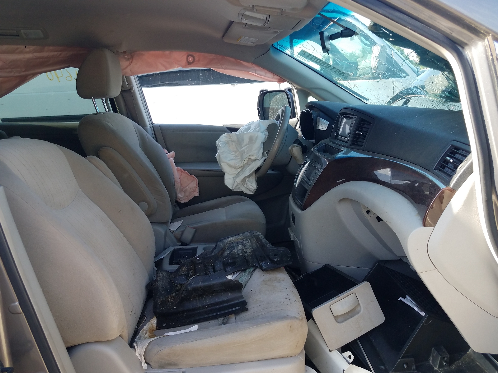 Photo 5 from auction – 2016 NISSAN QUEST S with VIN JN8AE2KP6G9156890