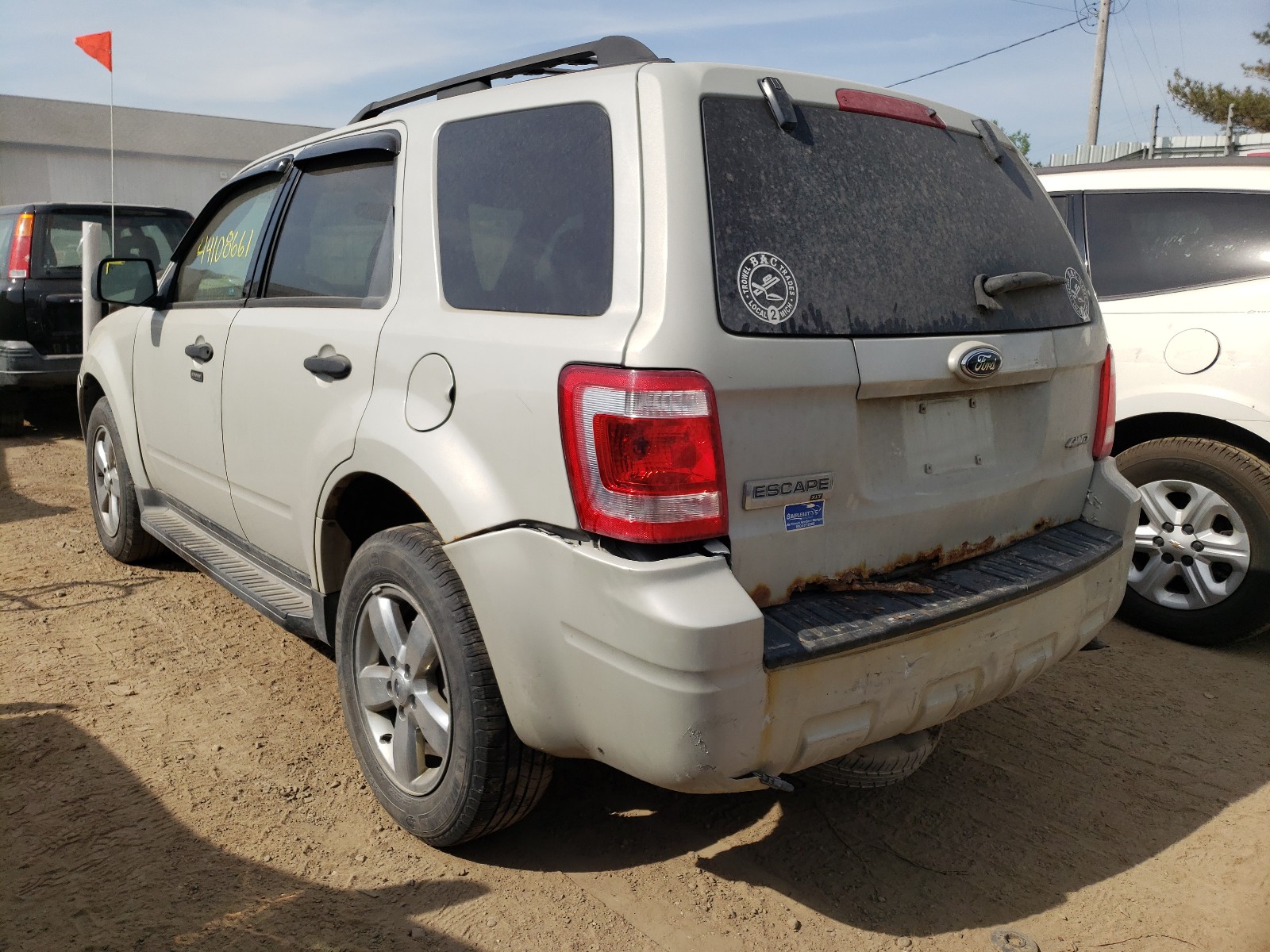 Photo 3 from auction – 2009 FORD ESCAPE XLT with VIN 1FMCU93GX9KA98286