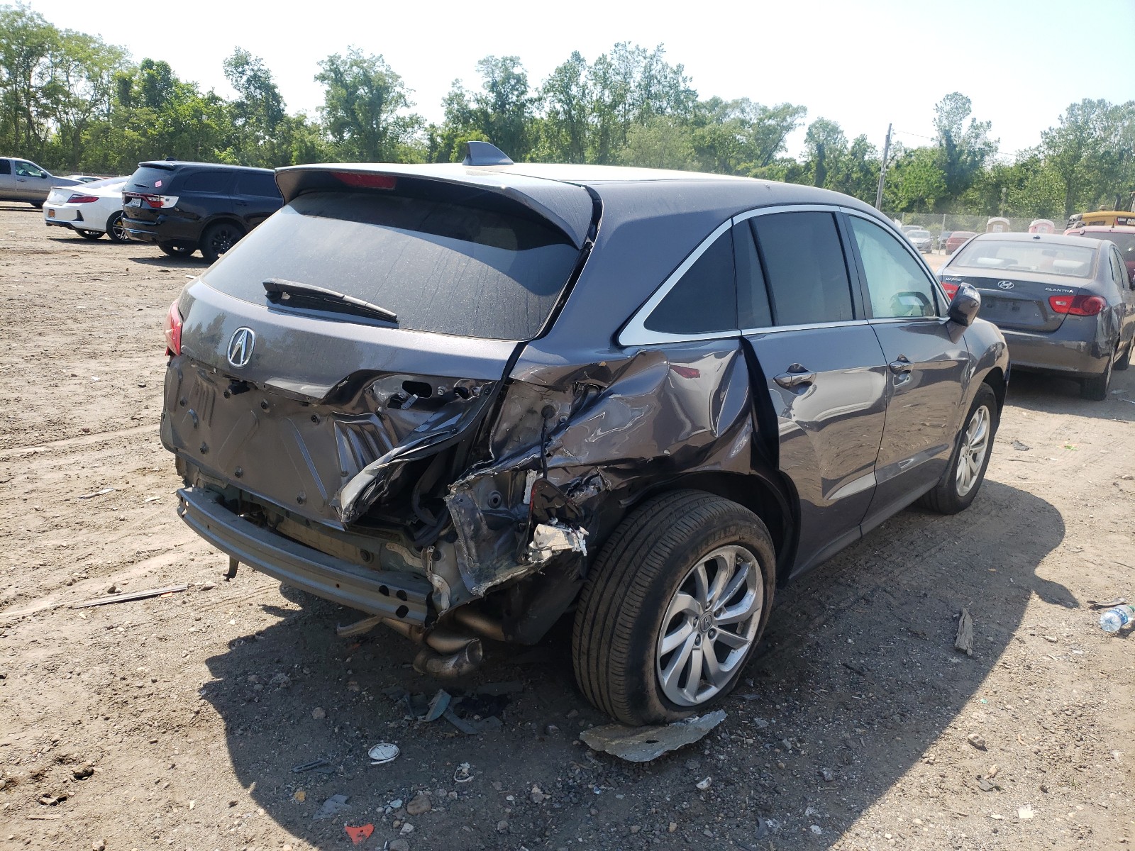 Photo 4 from auction – 2017 ACURA RDX with VIN 5J8TB4H3XHL005490