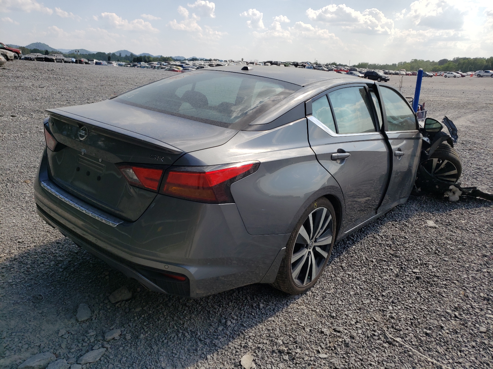 Photo 4 from auction – 2021 NISSAN ALTIMA SR with VIN 1N4BL4CVXMN329334