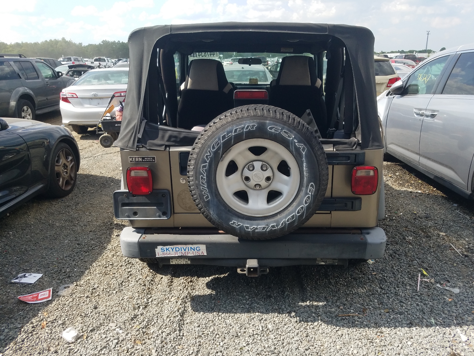 صورة رقم 6 من المزاد - 2004 JEEP WRANGLER مع VIN 1J4FA39S74P782611