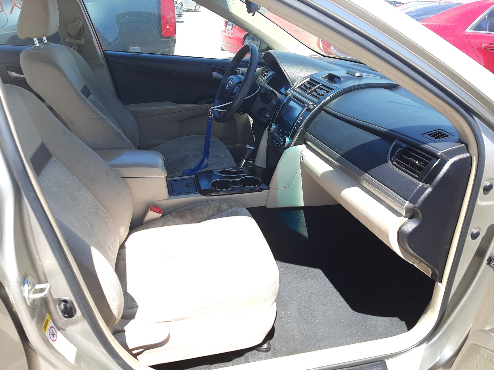 Photo 5 from auction – 2014 TOYOTA CAMRY L with VIN 4T1BF1FKXEU415103