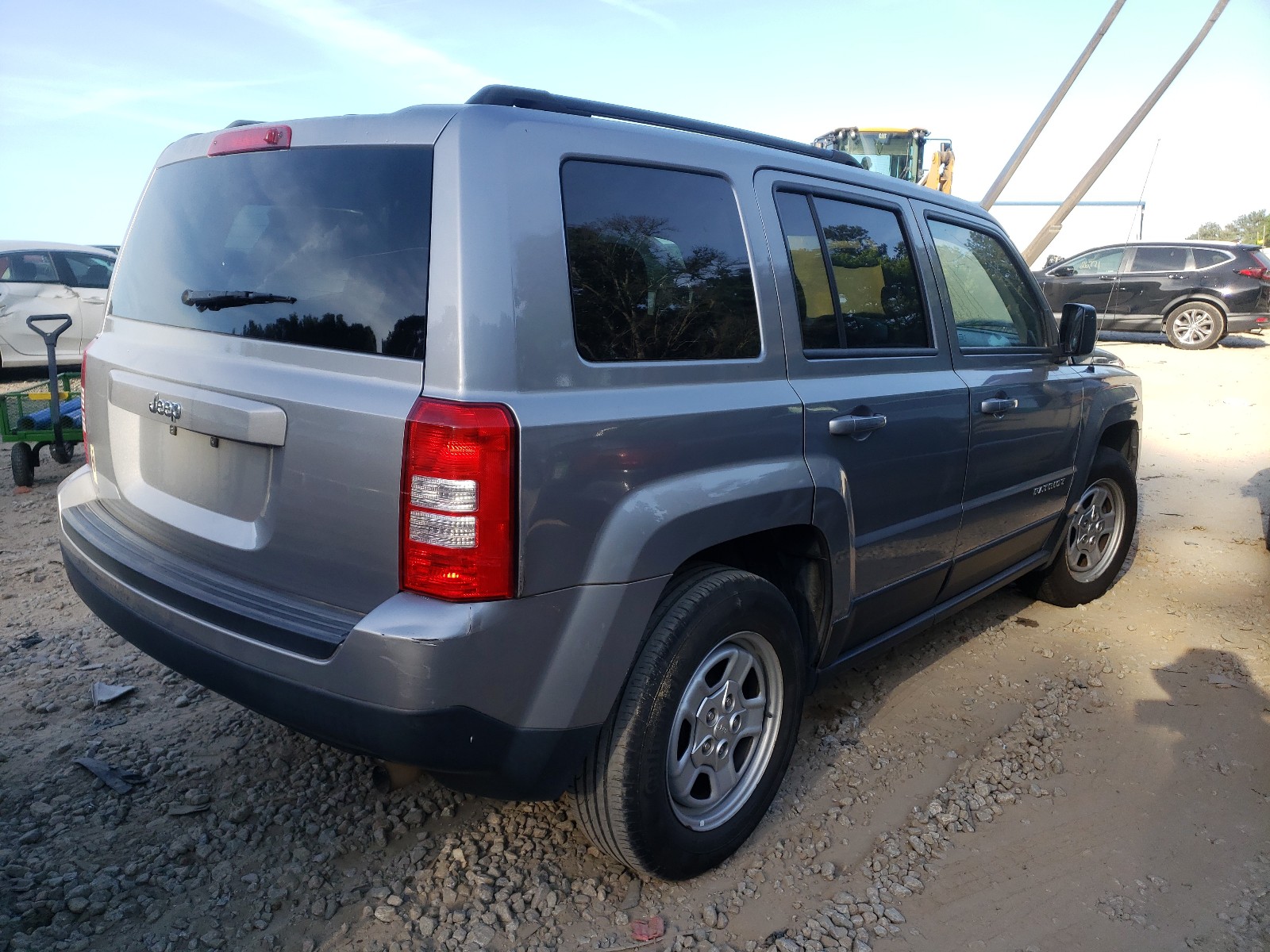 Photo 4 from auction – 2016 JEEP PATRIOT SP with VIN 1C4NJPBA0GD688053