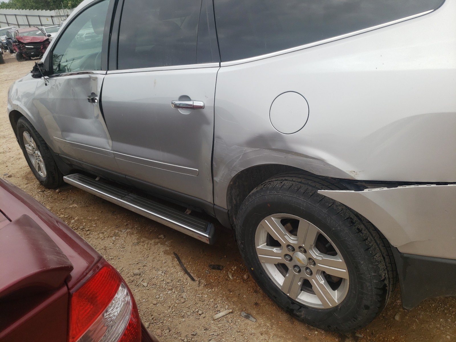 Photo 9 from auction – 2010 CHEVROLET TRAVERSE L with VIN 1GNLRFED8AJ226694