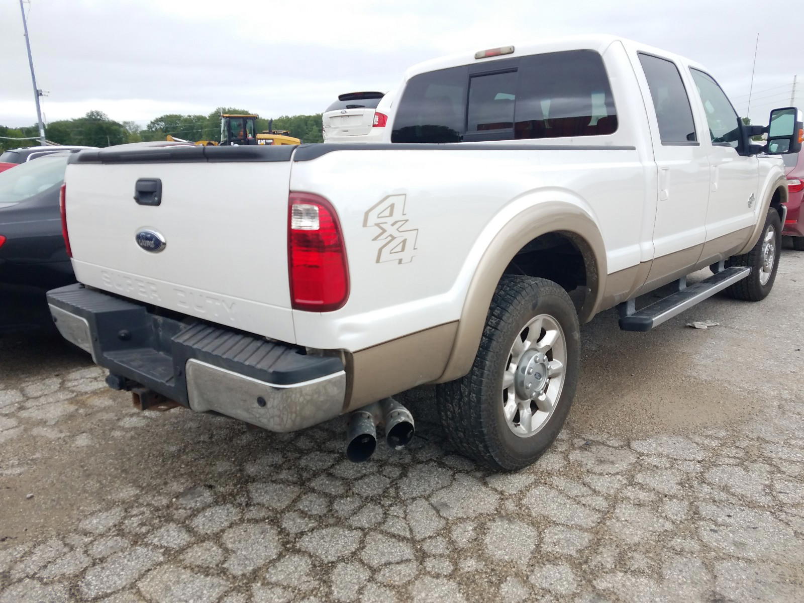 Photo 4 from auction – 2011 FORD F250 SUPER with VIN 1FT7W2BT4BEA01593