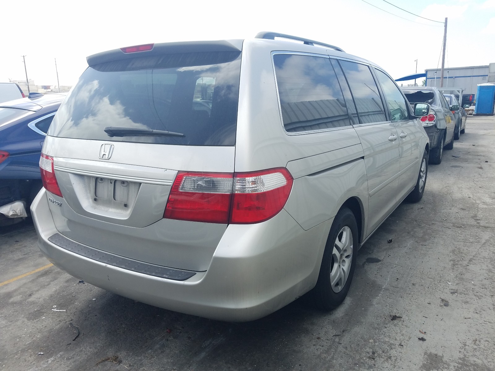 Photo 4 from auction – 2006 HONDA ODYSSEY EX with VIN 5FNRL38686B439336
