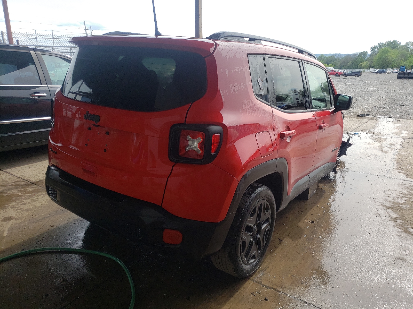 Photo 4 from auction – 2018 JEEP RENEGADE S with VIN ZACCJBAB4JPH95118