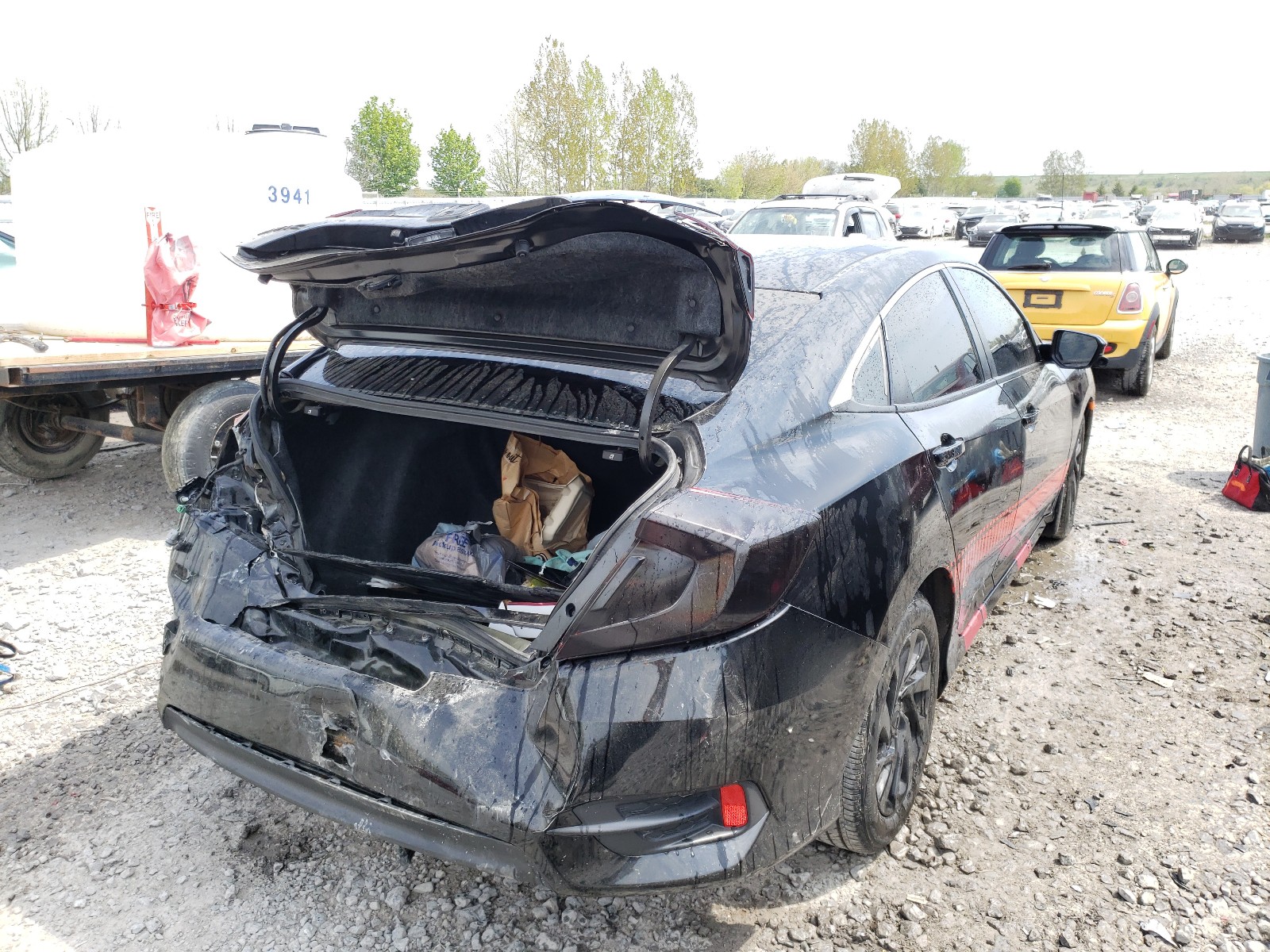 Photo 4 from auction – 2018 HONDA CIVIC EX with VIN 2HGFC2F88JH021218