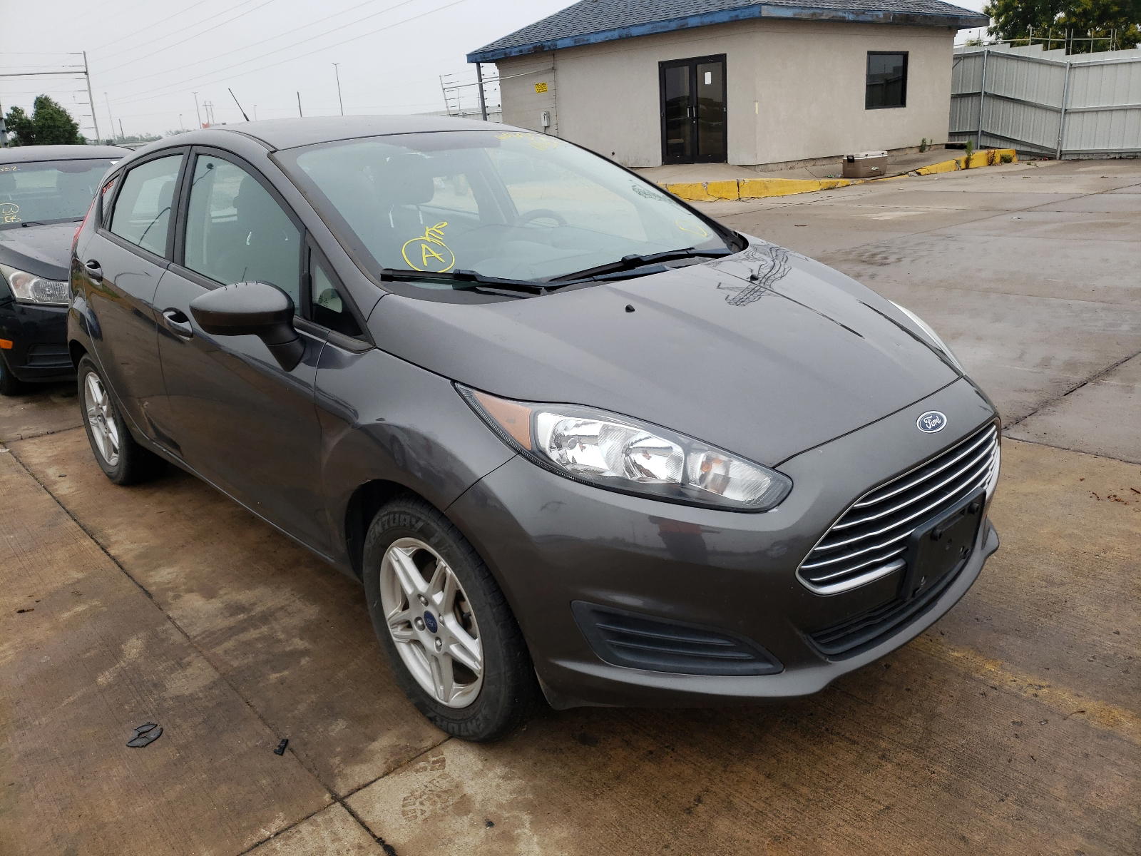 FORD FIESTA SE 2017 with VIN 3FADP4EJ3HM110383 - Photo from auction