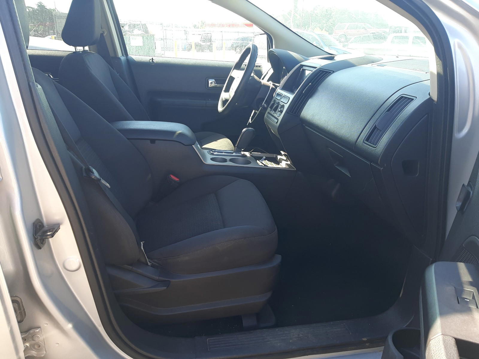 Photo 5 from auction – 2010 FORD EDGE SE with VIN 2FMDK3GC4ABB27164