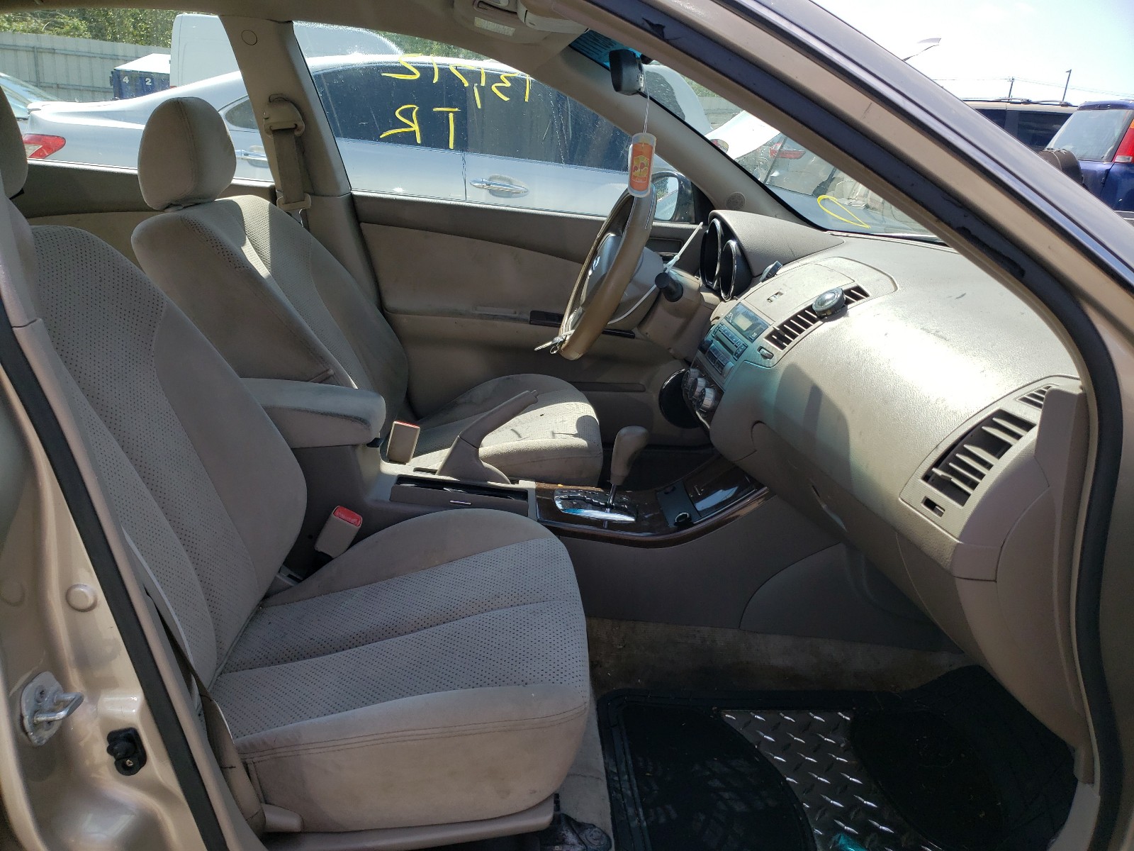 Photo 5 from auction – 2005 NISSAN ALTIMA S with VIN 1N4AL11D05C143951