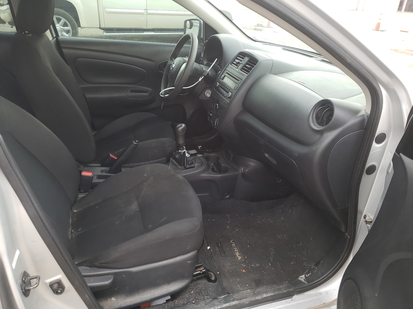 Photo 5 from auction – 2018 NISSAN VERSA S with VIN 3N1CN7AP0JL822114