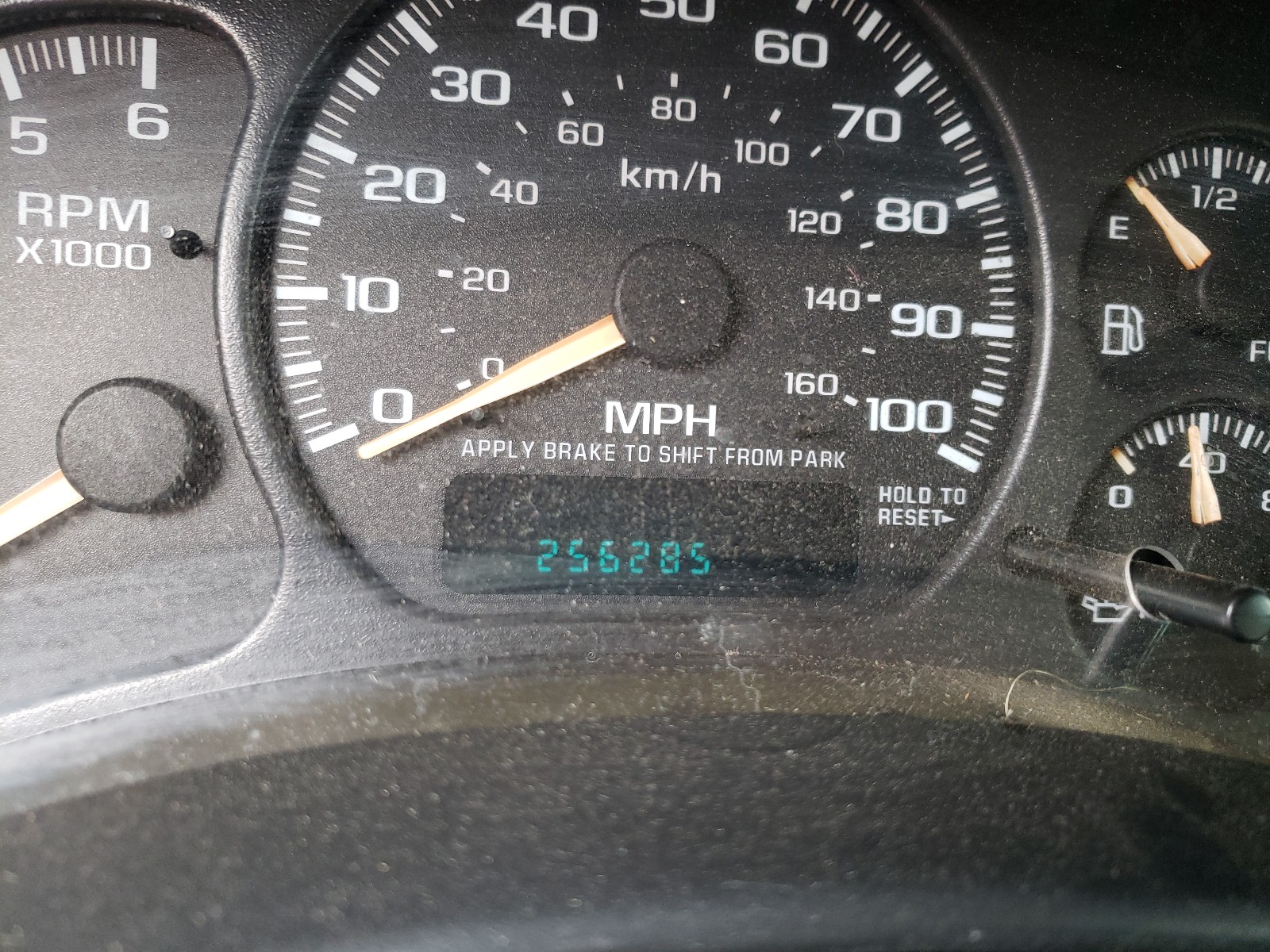 Foto 8 de la subasta – 2002 CHEVROLET SILVERADO con VIN 2GCEK19T221409384