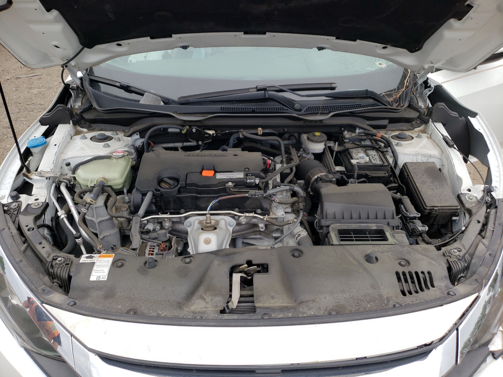 Photo 7 from auction – 2017 HONDA CIVIC LX with VIN 19XFC2F51HE205863