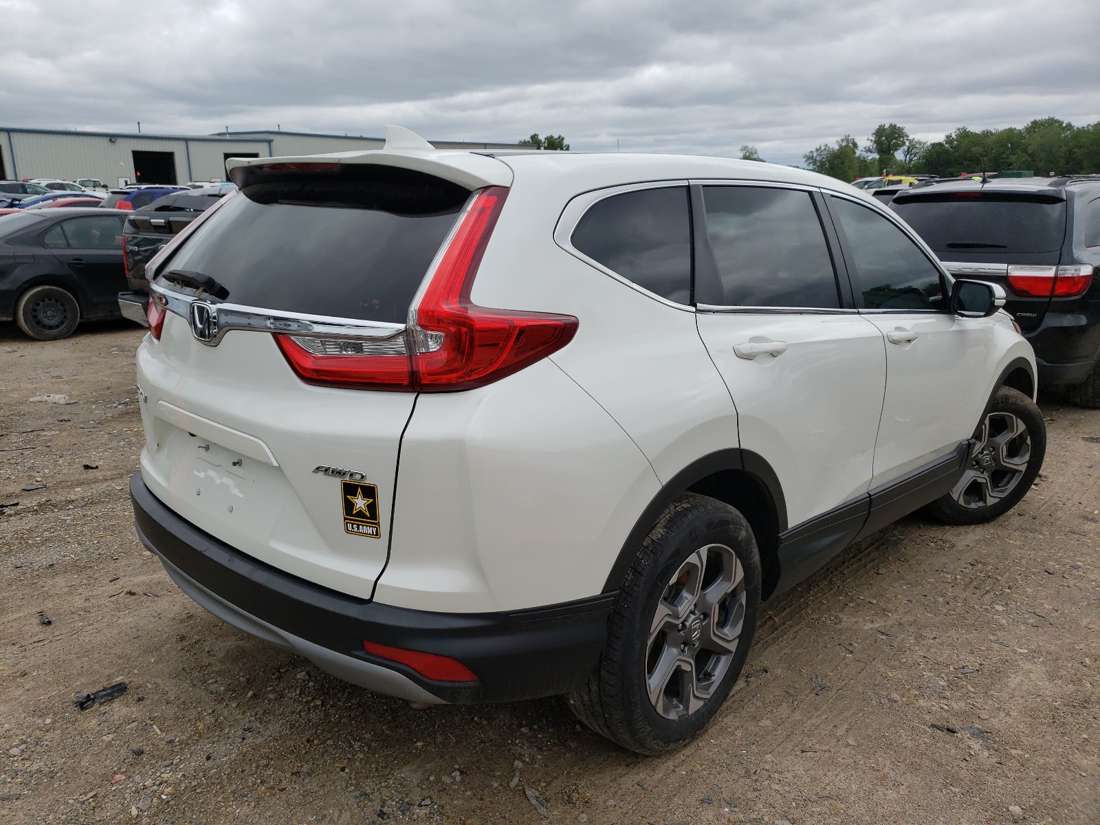 Photo 4 from auction – 2018 HONDA CR-V EX with VIN 2HKRW2H50JH652297