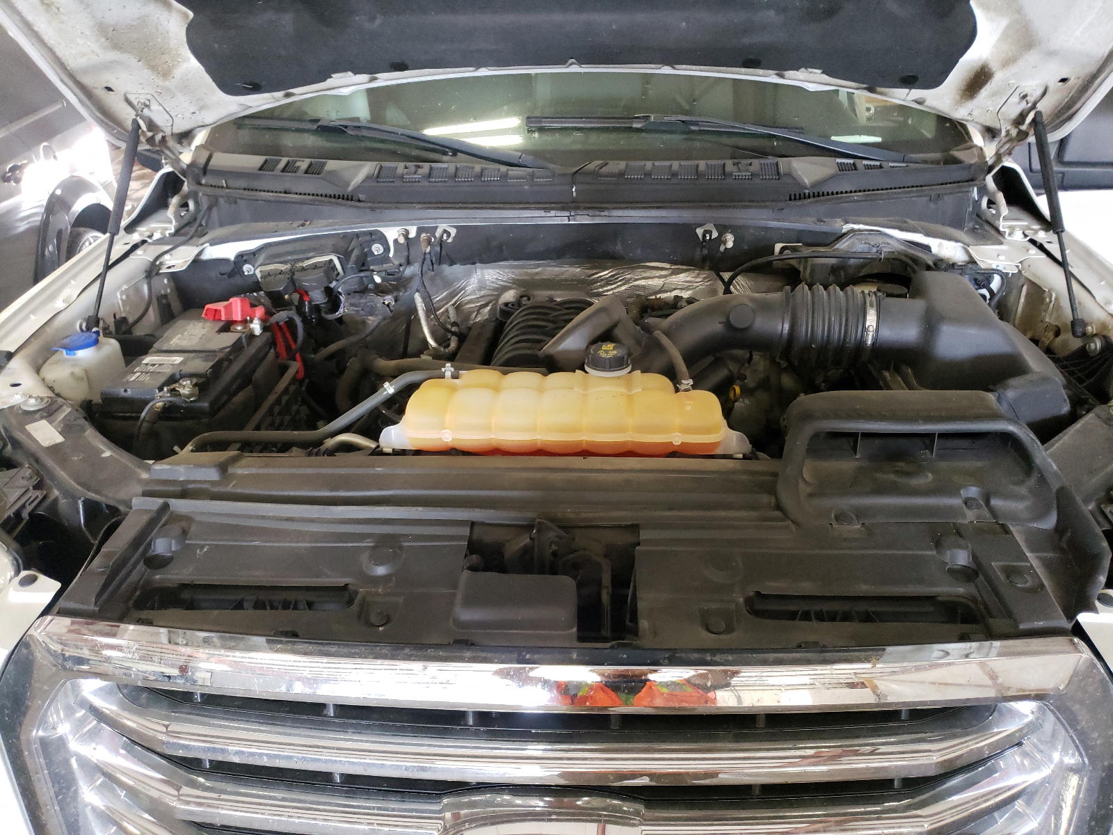 Photo 7 from auction – 2015 FORD F150 SUPER with VIN 1FTEW1EF4FFC17175