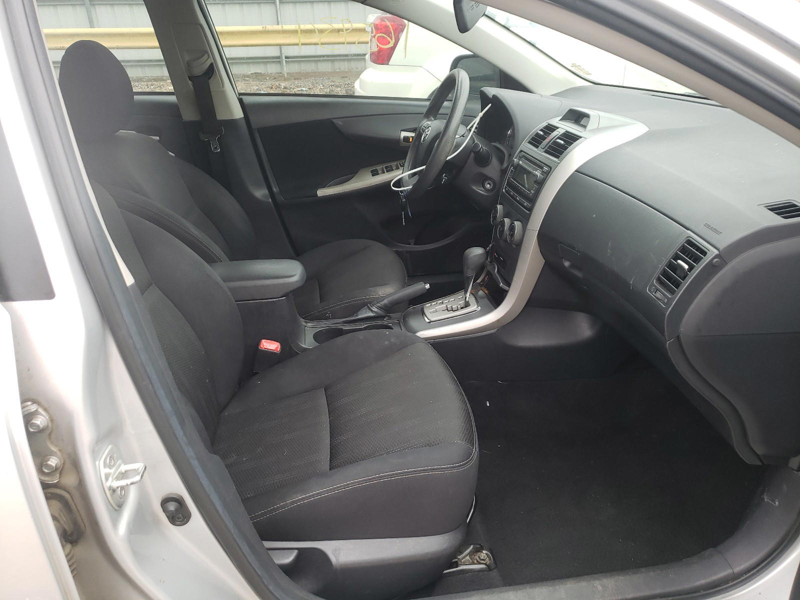 Photo 5 from auction – 2012 TOYOTA COROLLA BA with VIN 5YFBU4EE9CP039530