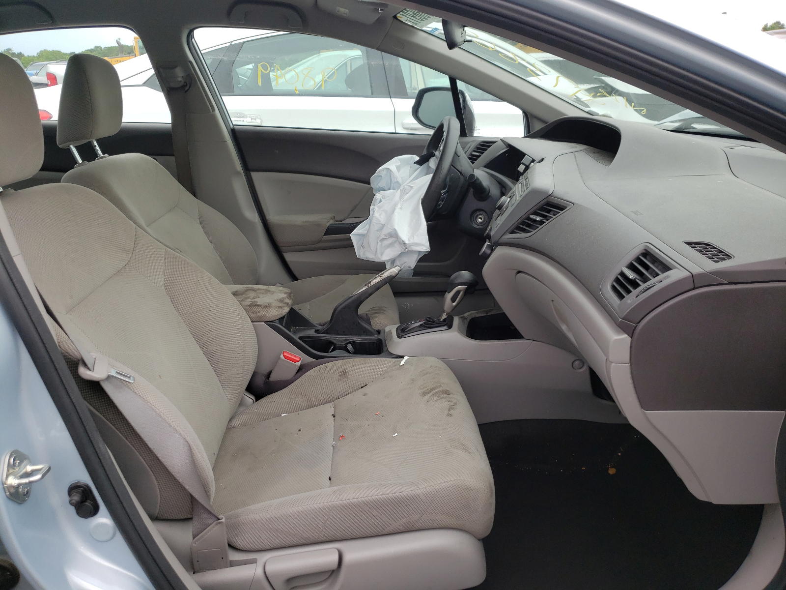 Photo 5 from auction – 2012 HONDA CIVIC LX with VIN 2HGFB2F52CH509883