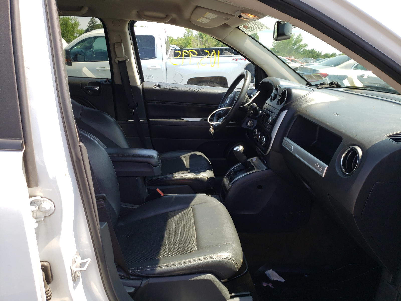 Photo 5 from auction – 2016 JEEP COMPASS LA with VIN 1C4NJDEB0GD685317