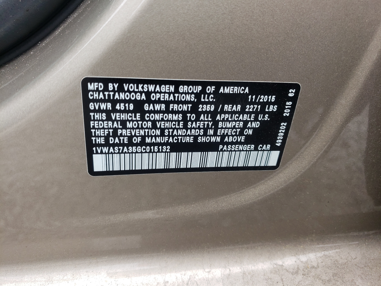 Photo 10 from auction – 2016 VOLKSWAGEN PASSAT S with VIN 1VWAS7A35GC015132