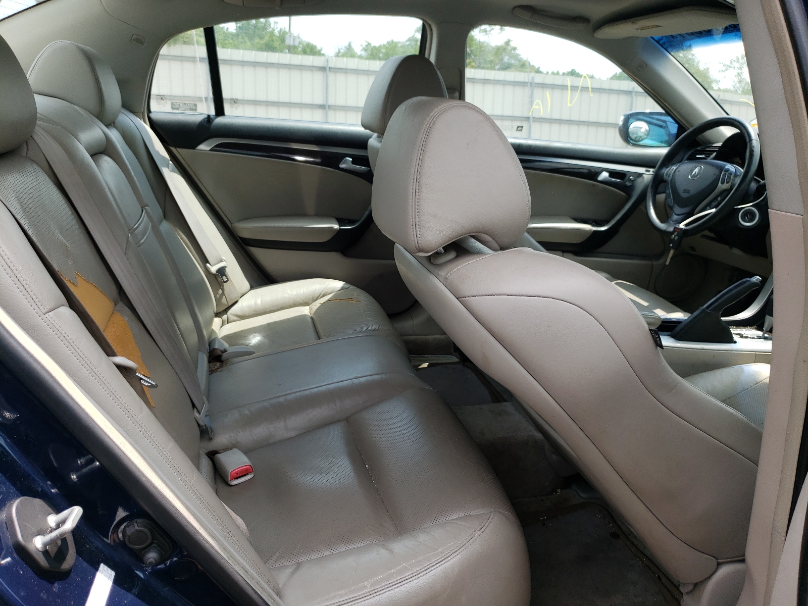 Photo 6 from auction – 2007 ACURA TL with VIN 19UUA66247A031235