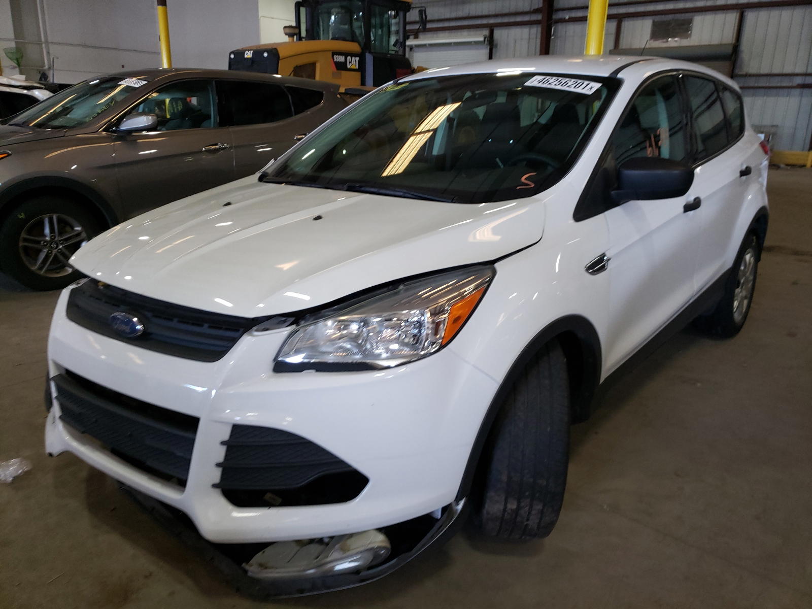 Photo 2 from auction – 2015 FORD ESCAPE S with VIN 1FMCU0F73FUC32675