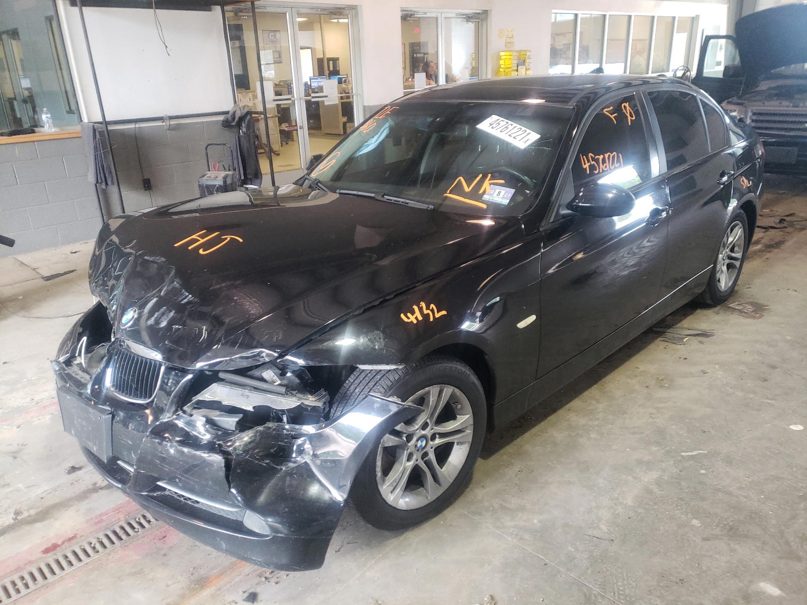 Photo 2 from auction – 2008 BMW 328 I with VIN WBAVA37578NL57113