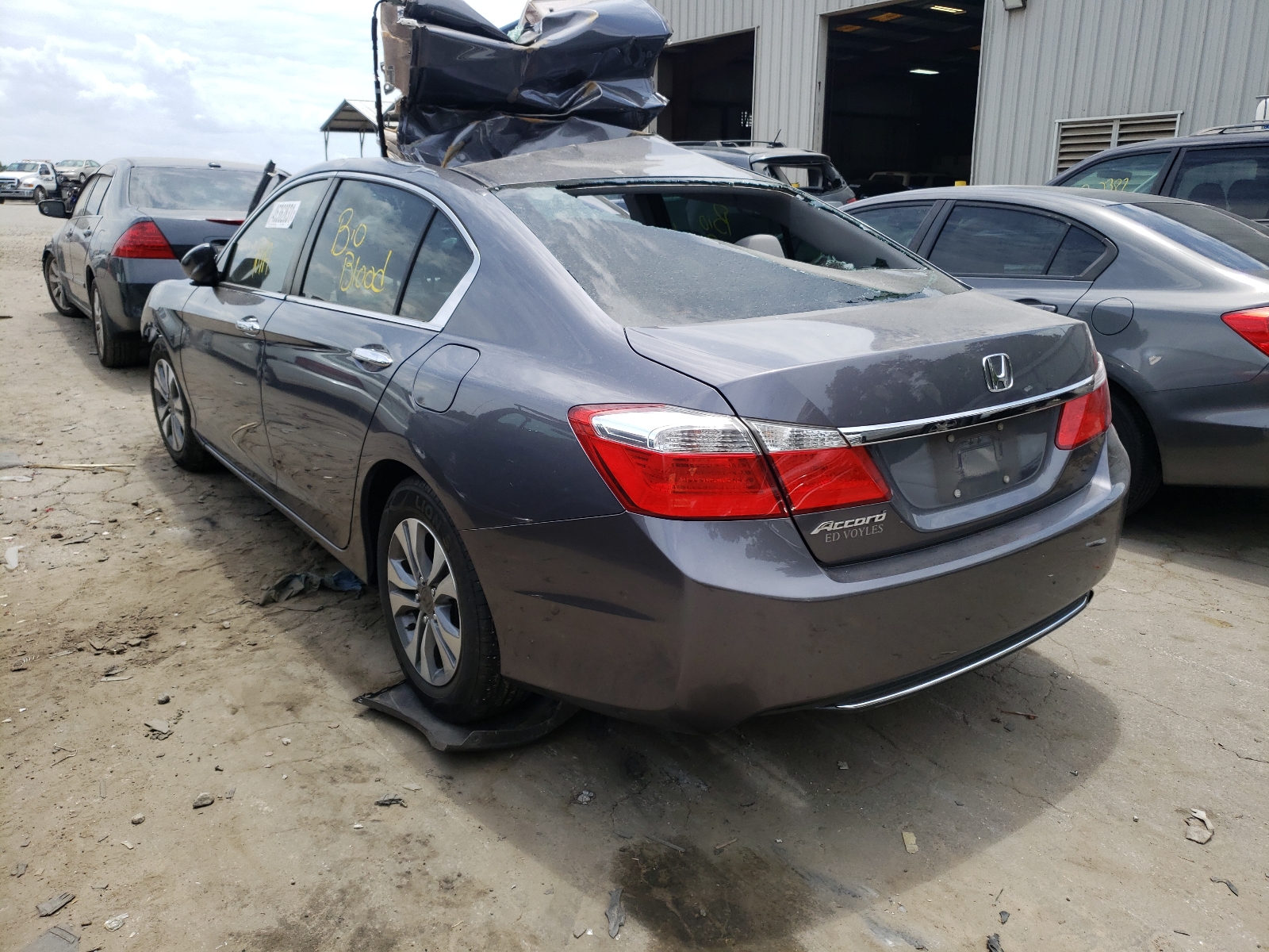 Photo 3 from auction – 2014 HONDA ACCORD LX with VIN 1HGCR2F33EA090361