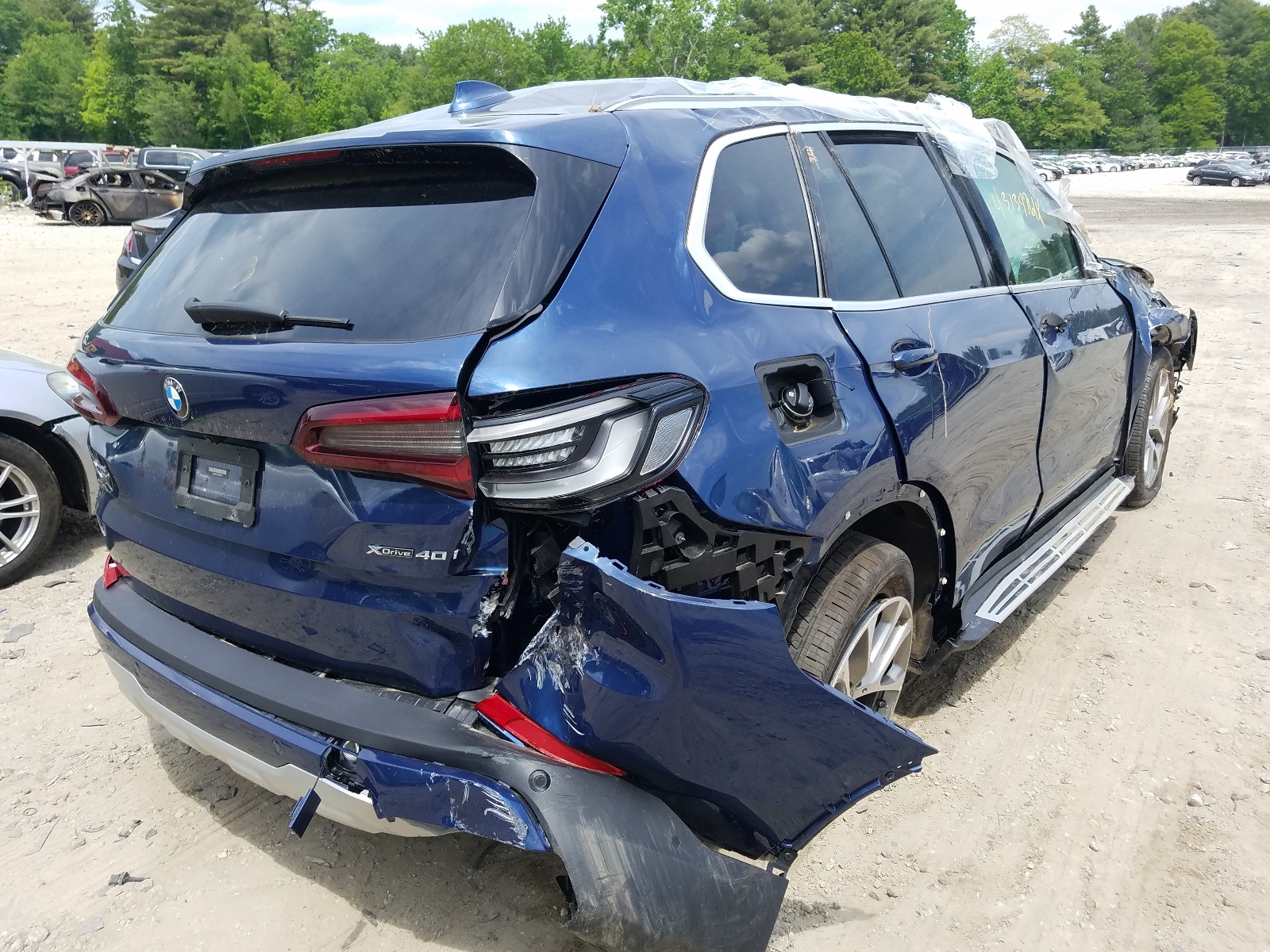 Photo 4 from auction – 2021 BMW X5 XDRIVE4 with VIN 5UXCR6C01M9E97872