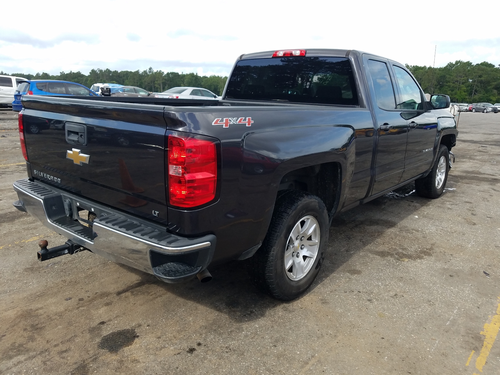 Photo 4 from auction – 2015 CHEVROLET SILVERADO with VIN 1GCVKREC9FZ413515