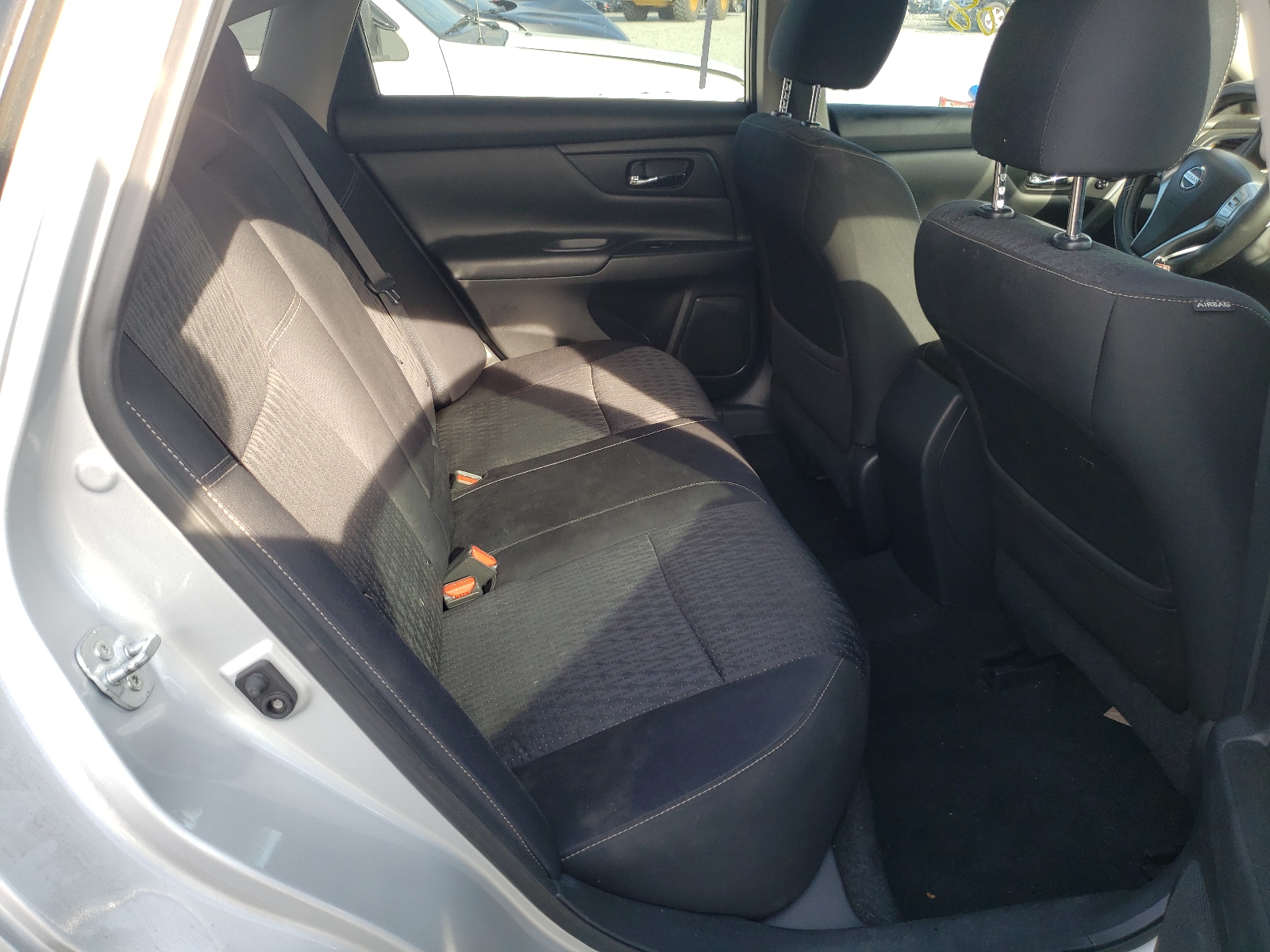 Photo 6 from auction – 2016 NISSAN ALTIMA 2.5 with VIN 1N4AL3AP9GC202360