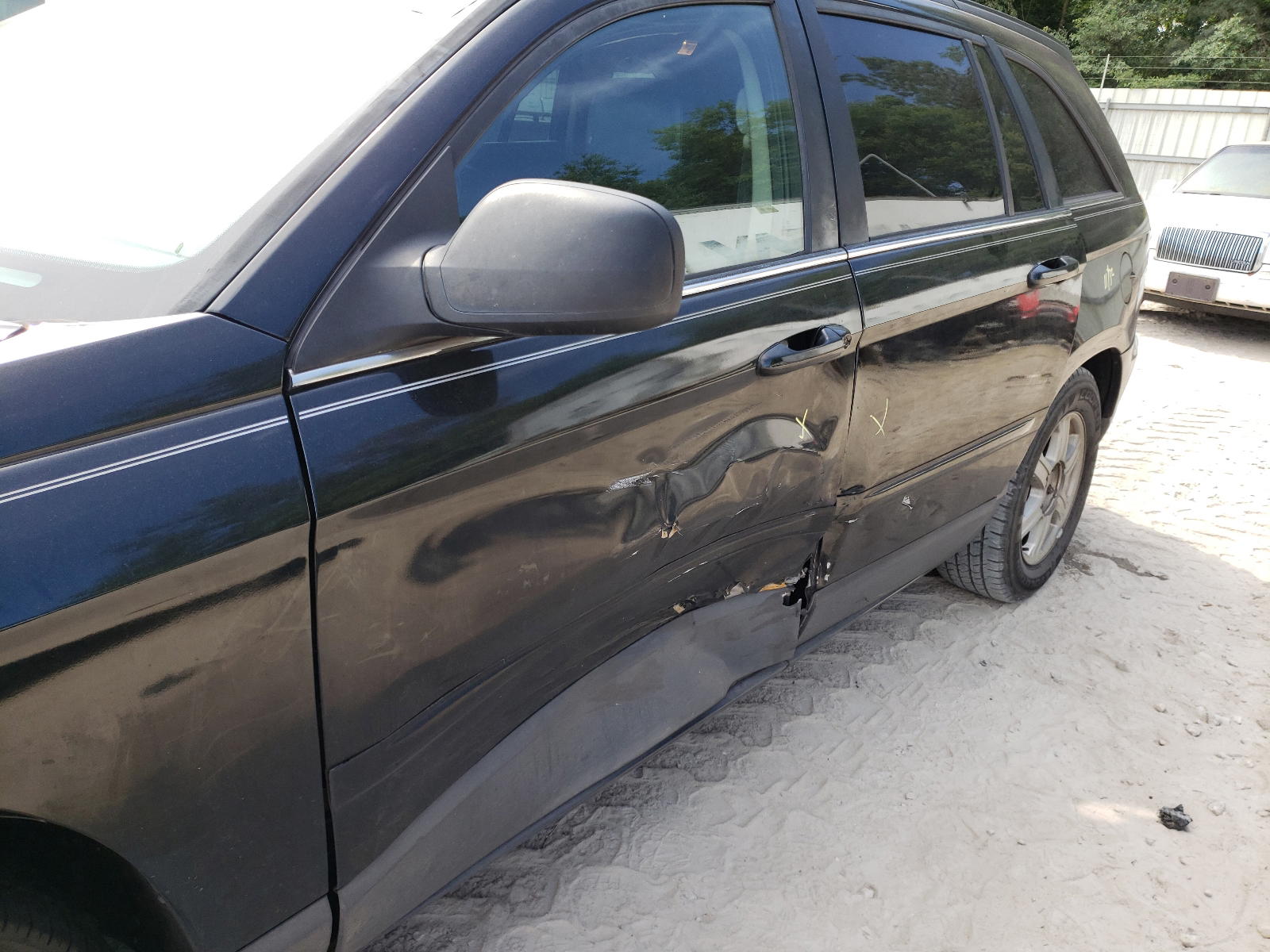 Photo 9 from auction – 2006 CHRYSLER PACIFICA T with VIN 2A4GM68446R658006