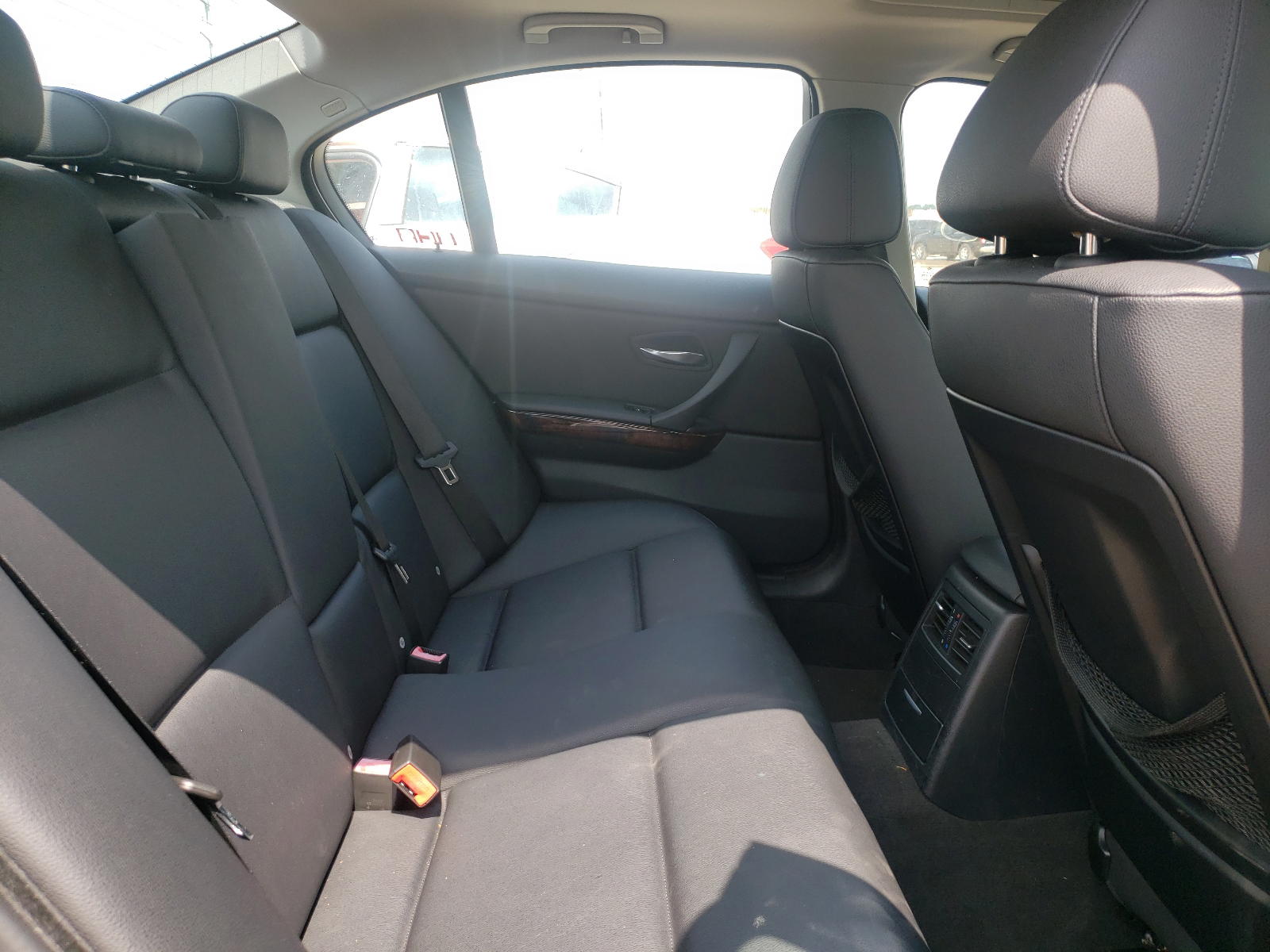 Photo 6 from auction – 2007 BMW 328 I with VIN WBAVA37567NL11187