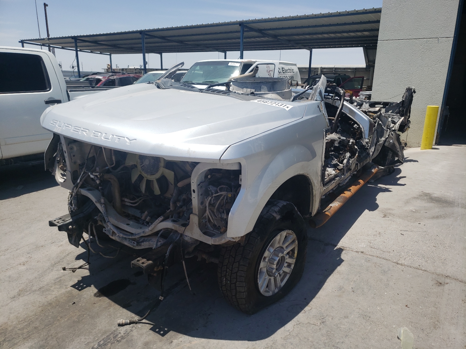 Photo 2 from auction – 2017 FORD F250 SUPER with VIN 1FT7W2B64HEF19755