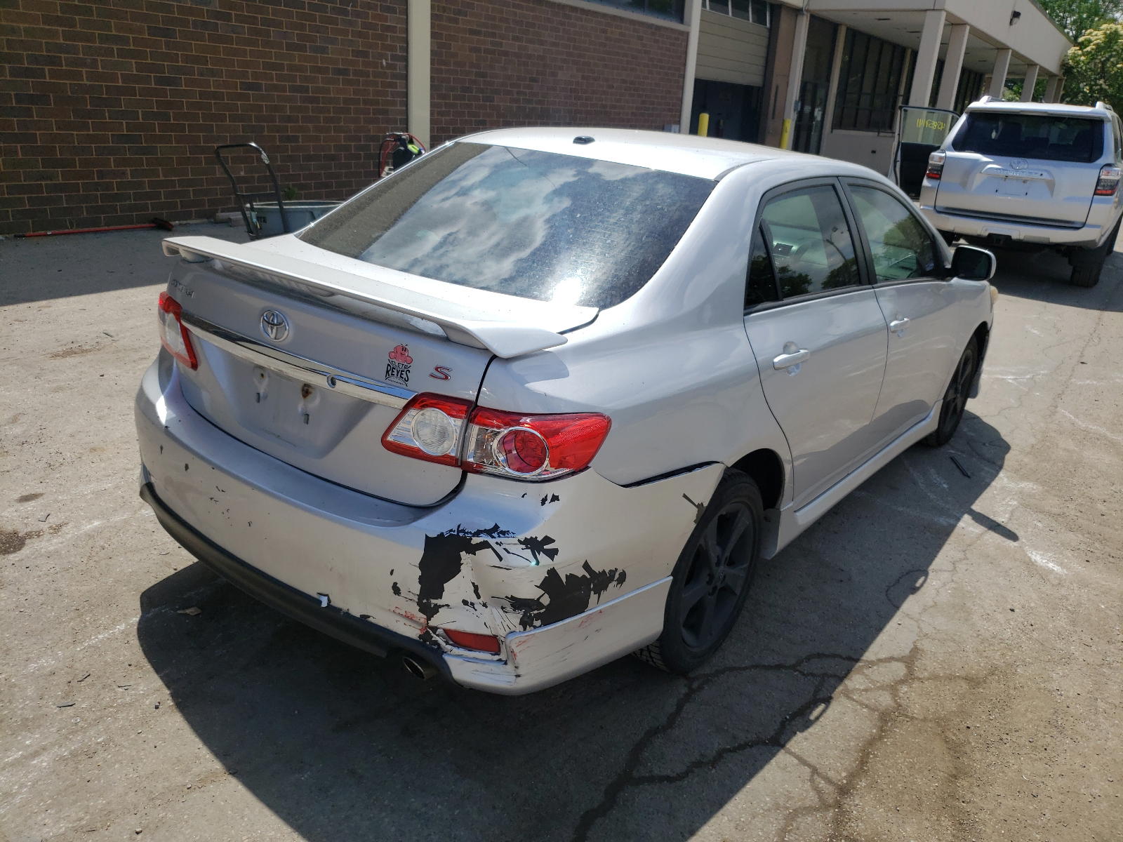 Photo 4 from auction – 2011 TOYOTA COROLLA BA with VIN 2T1BU4EEXBC608352