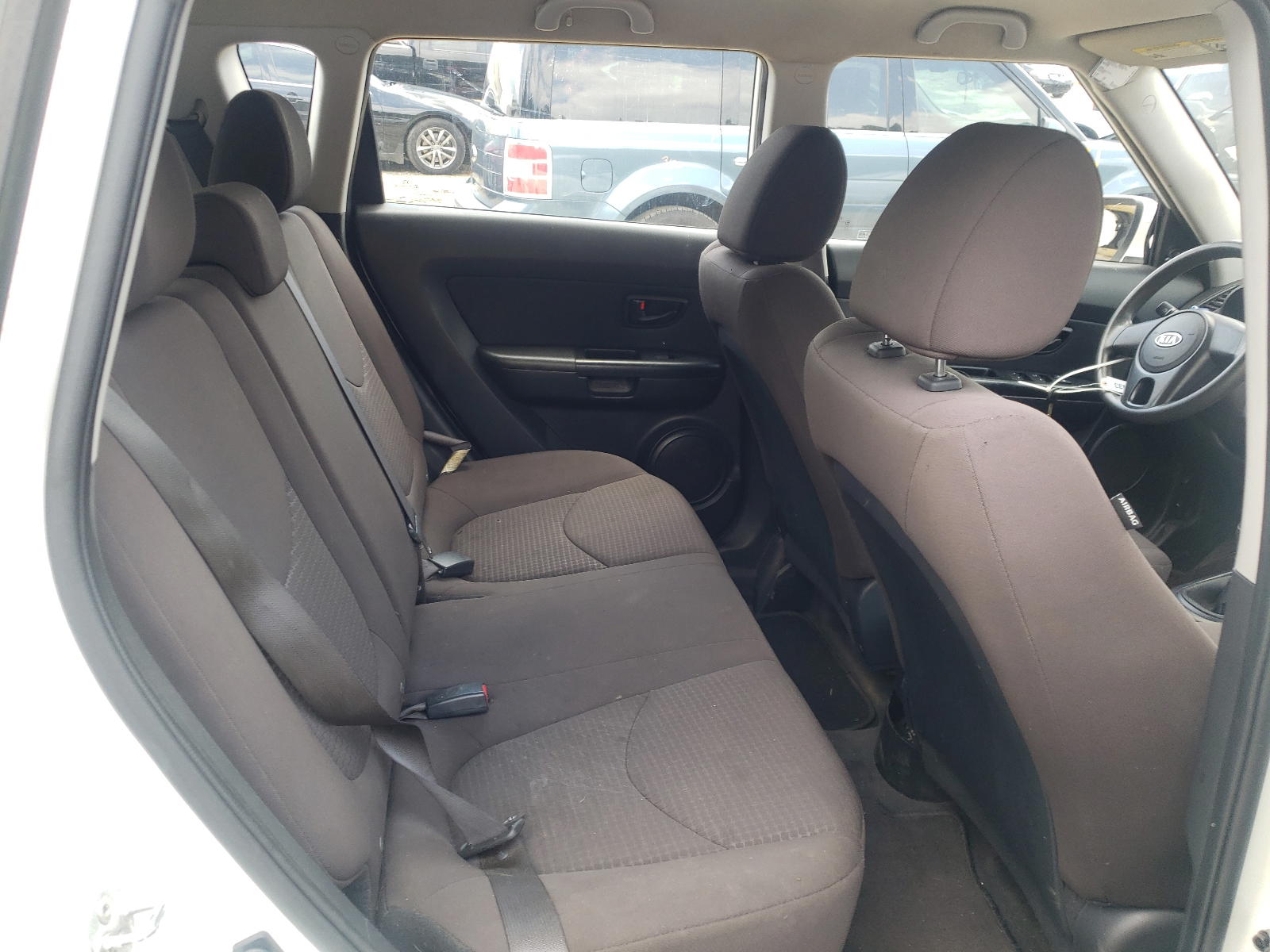 Photo 6 from auction – 2012 KIA SOUL with VIN KNDJT2A54C7383342