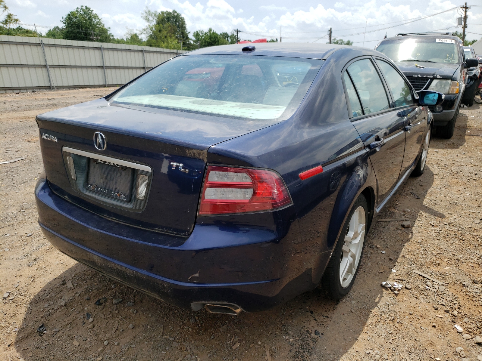 Photo 4 from auction – 2007 ACURA TL with VIN 19UUA66247A031235