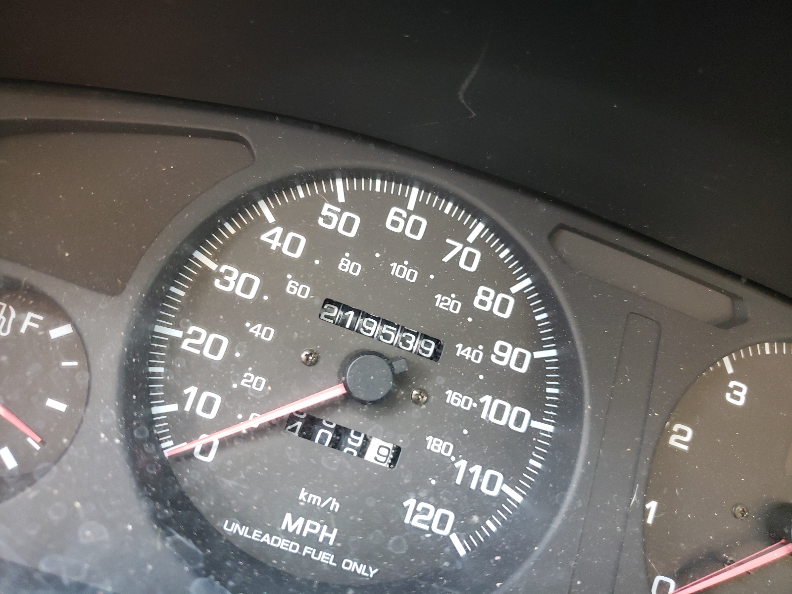 Photo 8 from auction – 1997 NISSAN PATHFINDER with VIN JN8AR05Y9VW185604