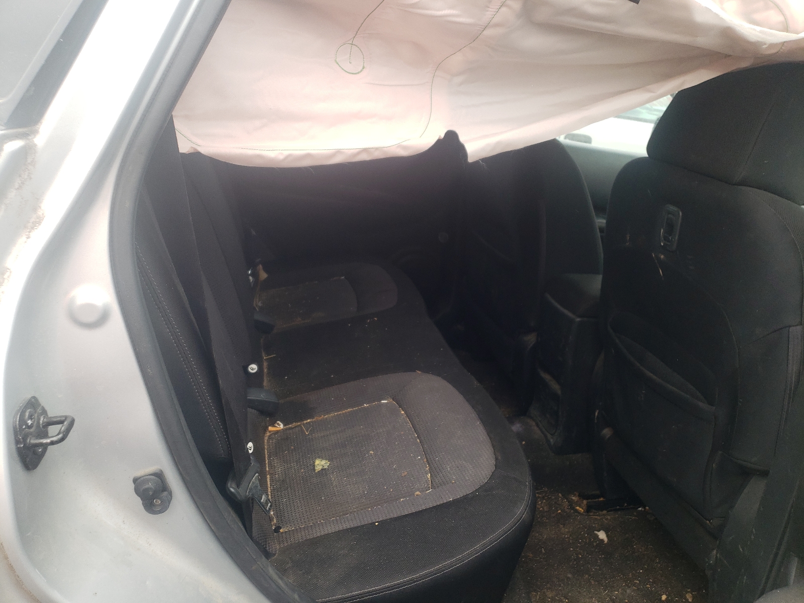 Photo 6 from auction – 2013 NISSAN ROGUE with VIN JN8AS5MV9DW130271