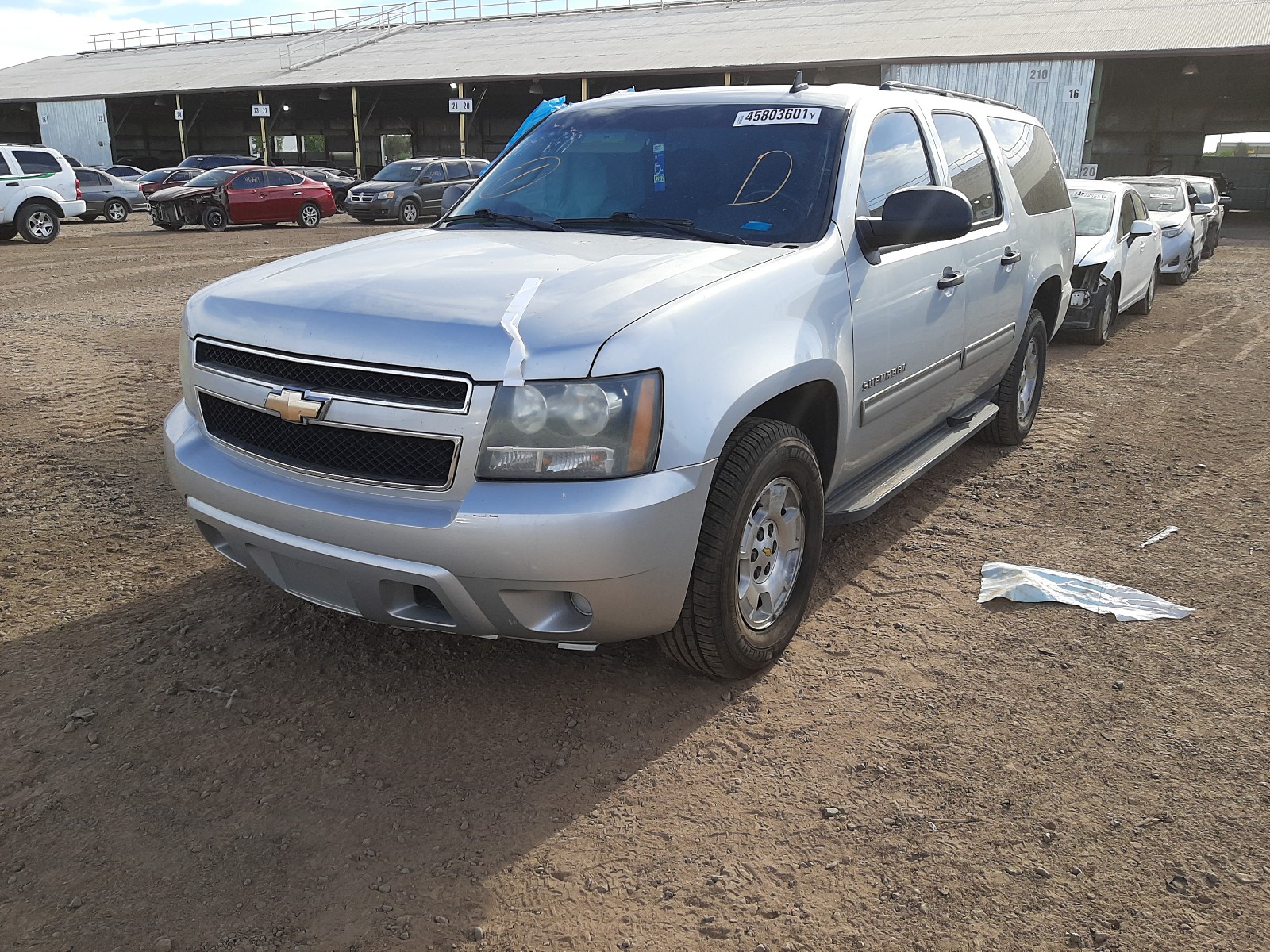 Photo 2 from auction – 2010 CHEVROLET SUBURBAN C with VIN 1GNUCHE03AR238476