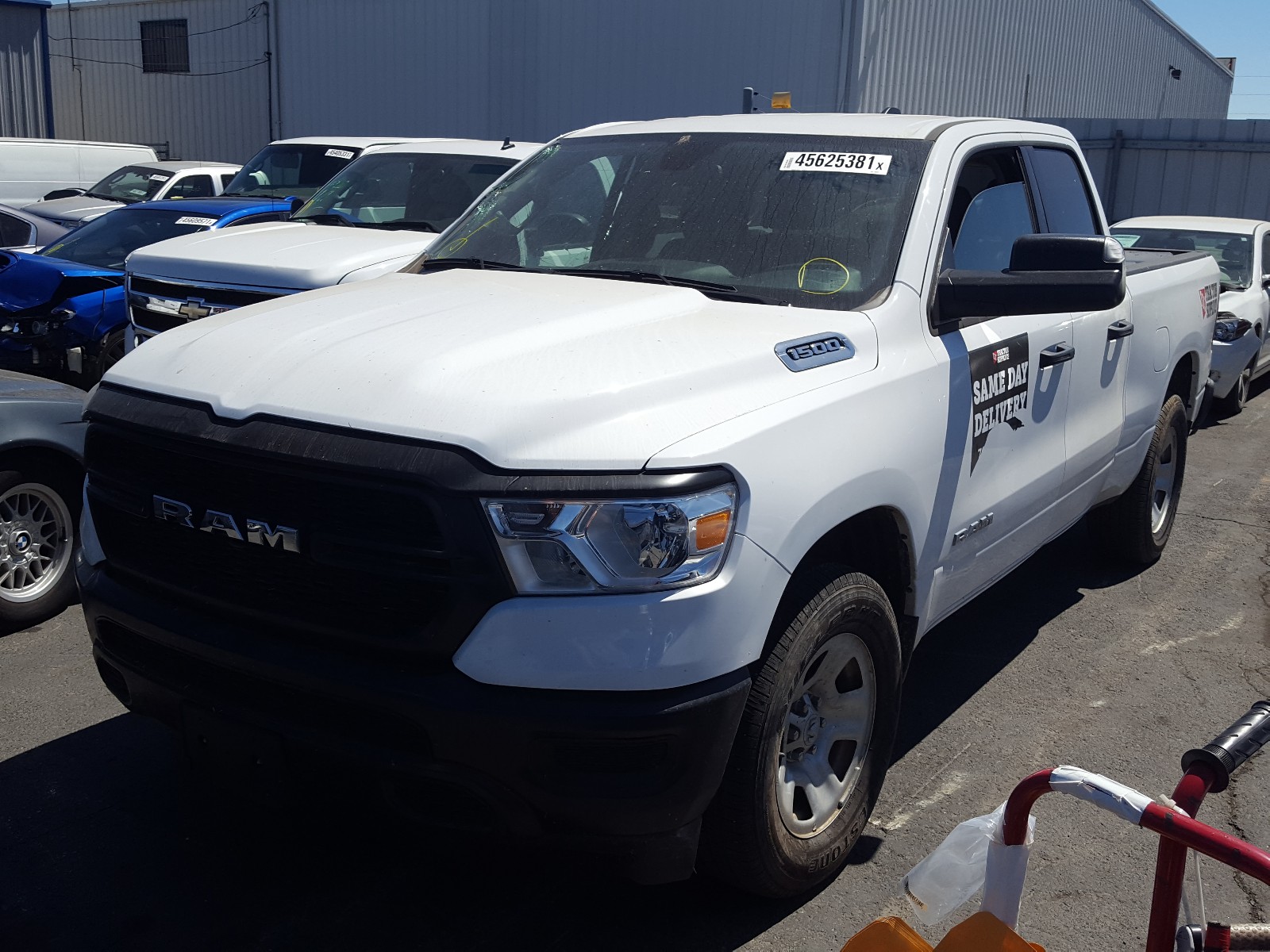 Photo 2 from auction – 2020 RAM 1500 TRADE with VIN 1C6SRECG5LN385977