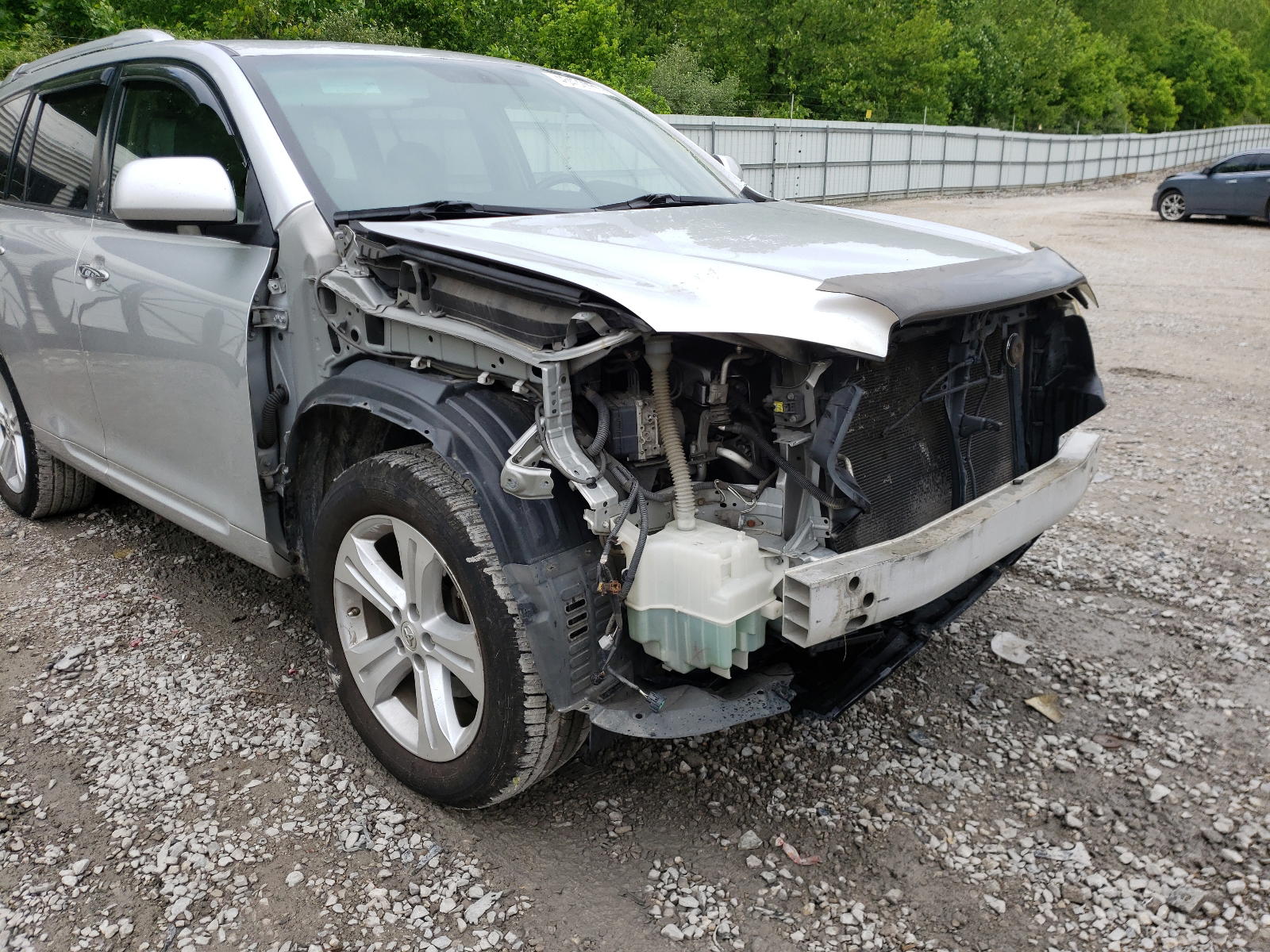 Photo 9 from auction – 2008 TOYOTA HIGHLANDER with VIN JTEES42A882101957