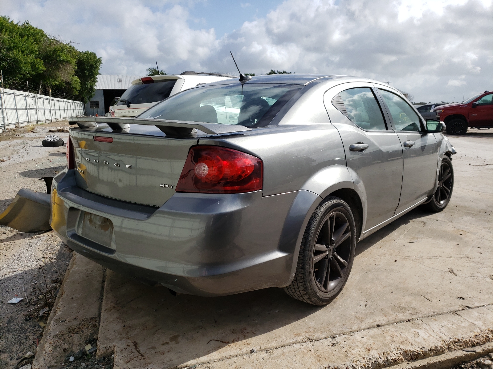 Foto 4 de la subasta – 2013 DODGE AVENGER SX con VIN 1C3CDZCB9DN616537