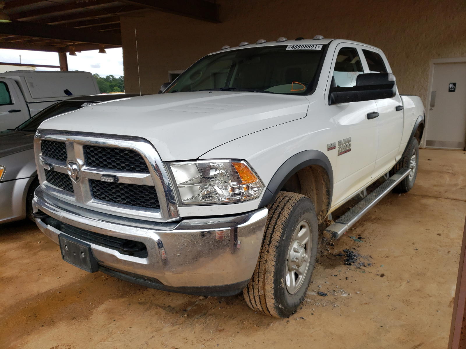 Photo 2 from auction – 2018 DODGE RAM 2500 with VIN 3C6UR5CJ0JG231879
